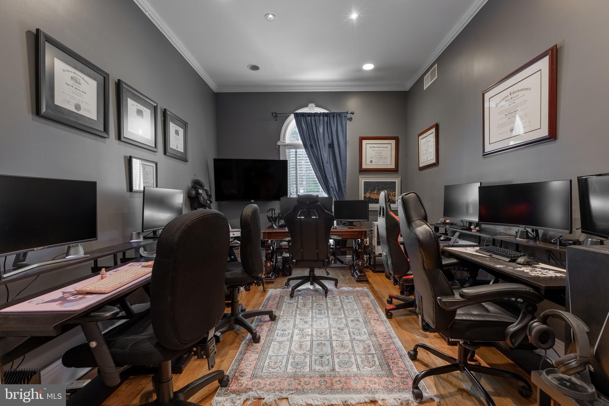 CEDAR CLIFF - Residential