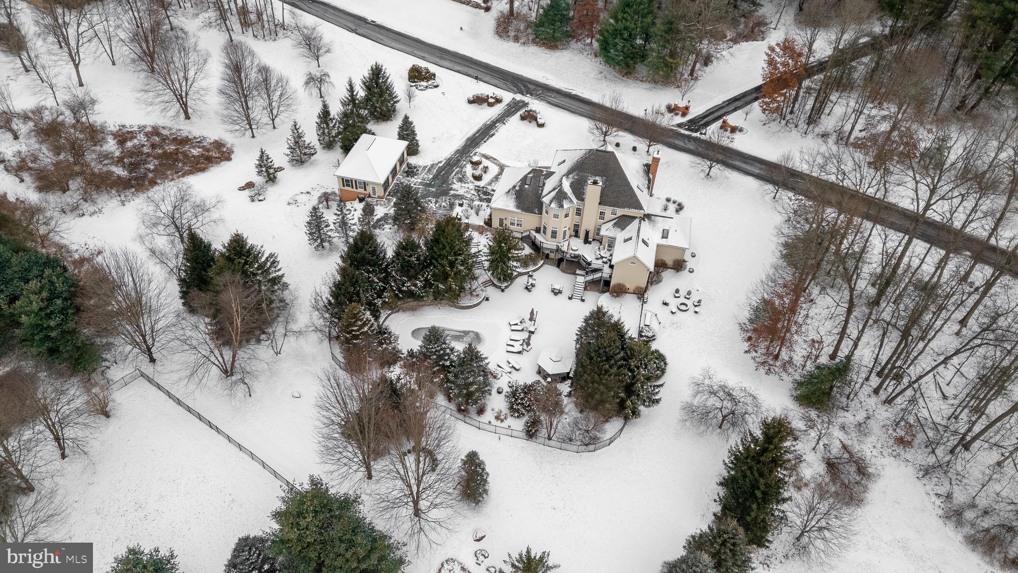 CEDAR CLIFF - Residential