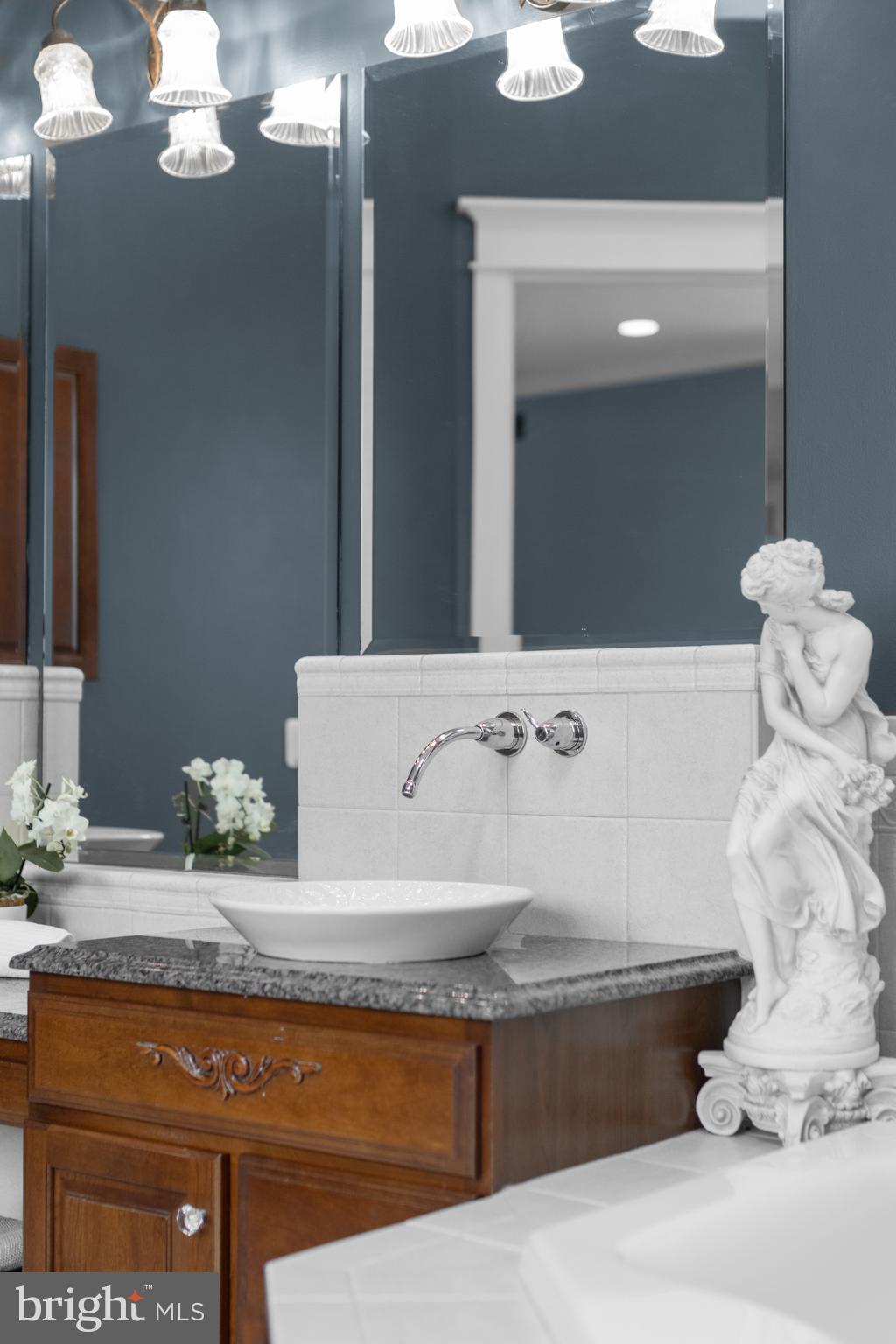 CEDAR CLIFF - Residential