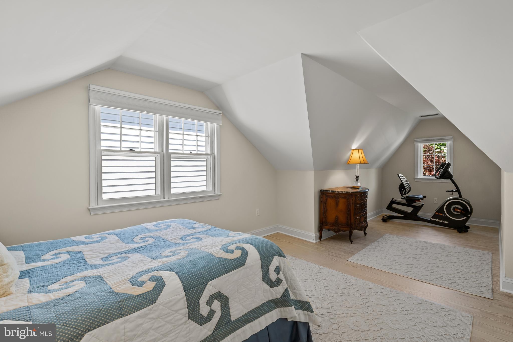 EASTPORT - Residential