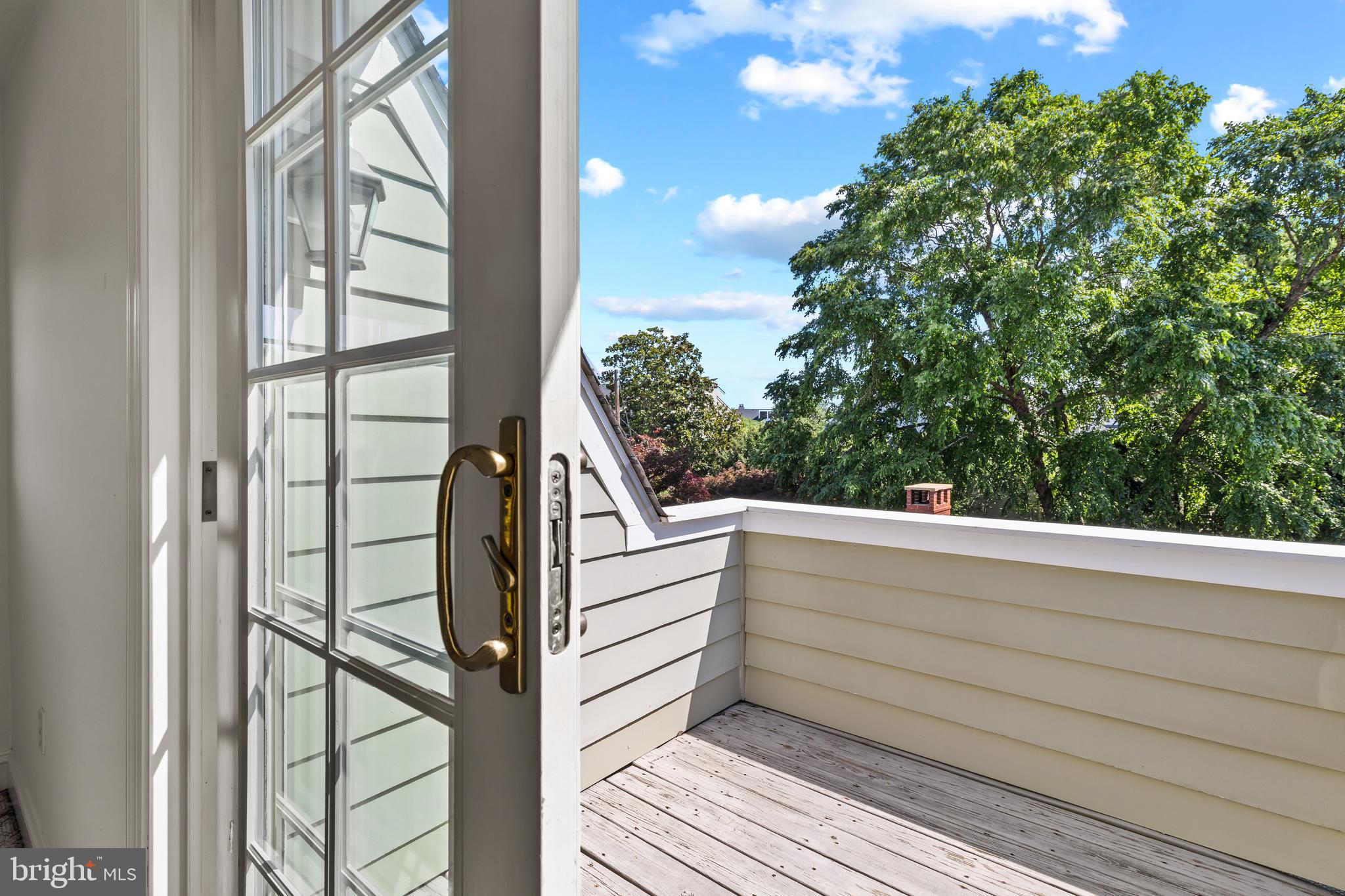 EASTPORT - Residential