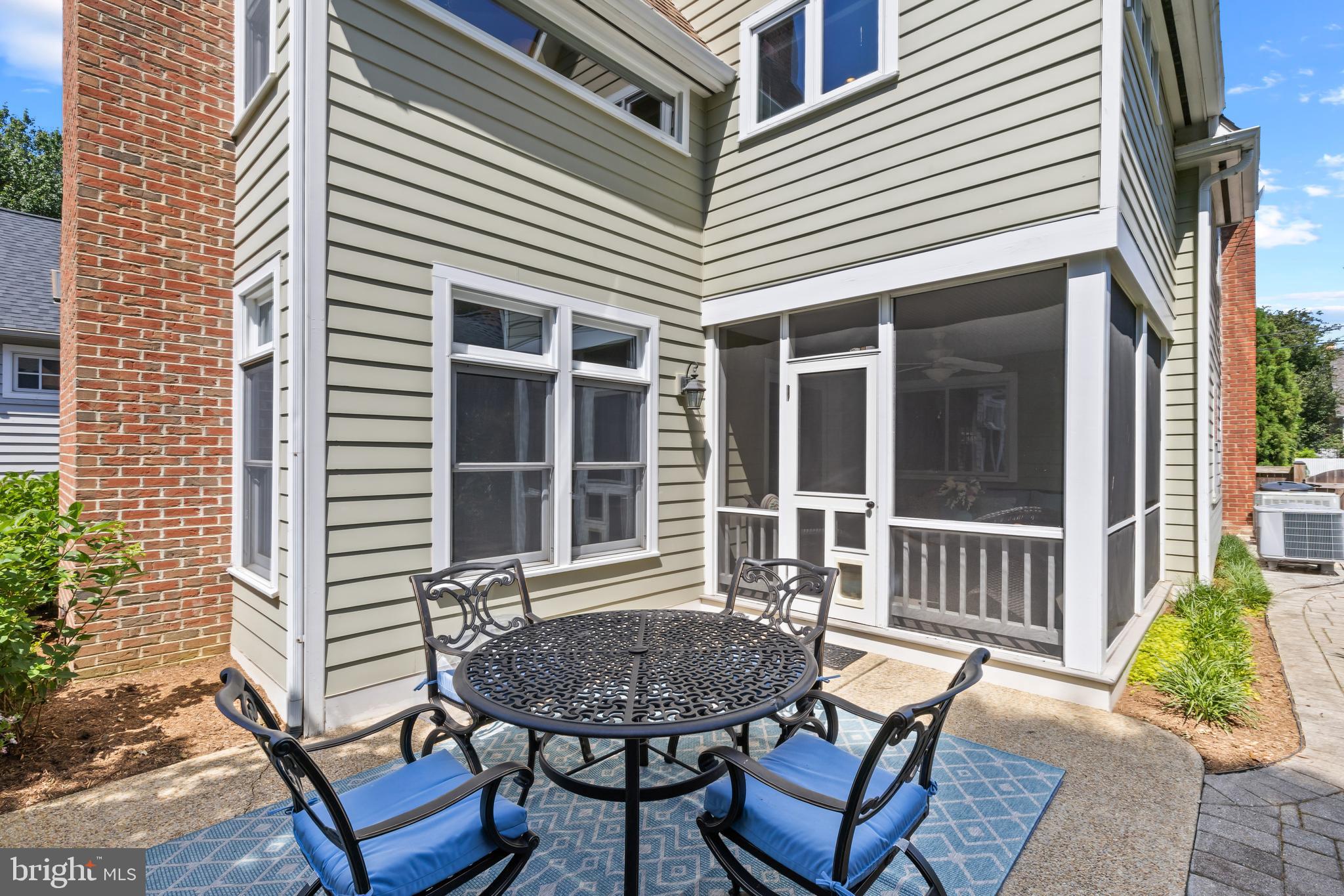 EASTPORT - Residential