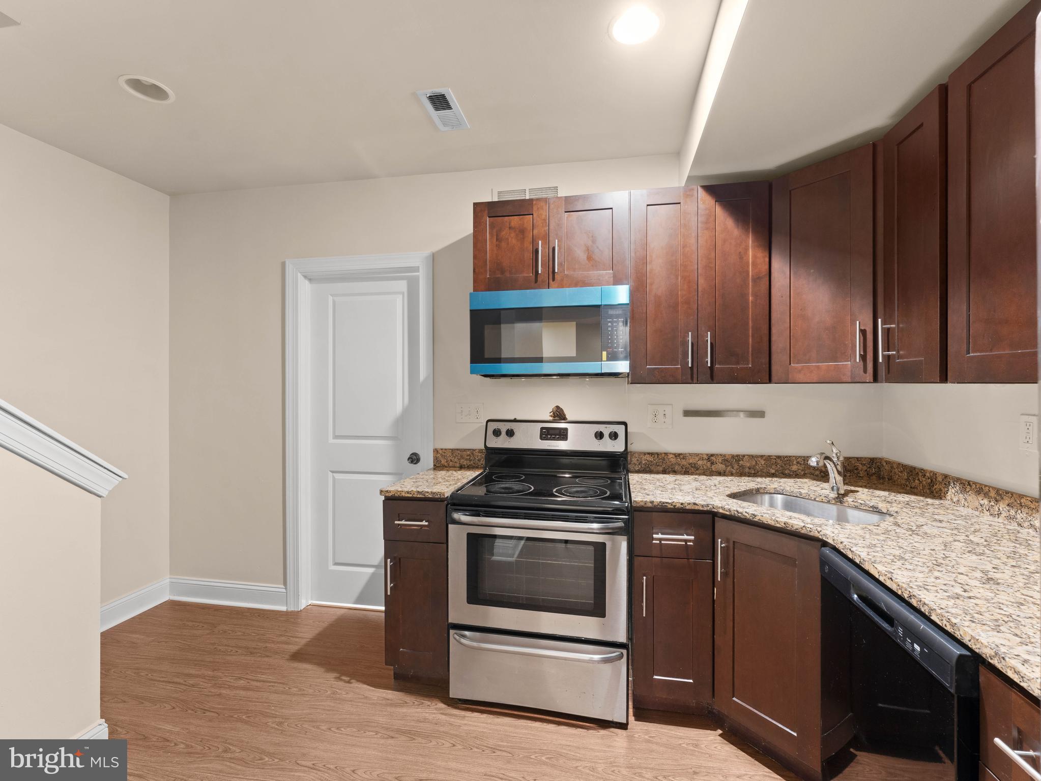 NORTH CENTRAL - Residential Lease