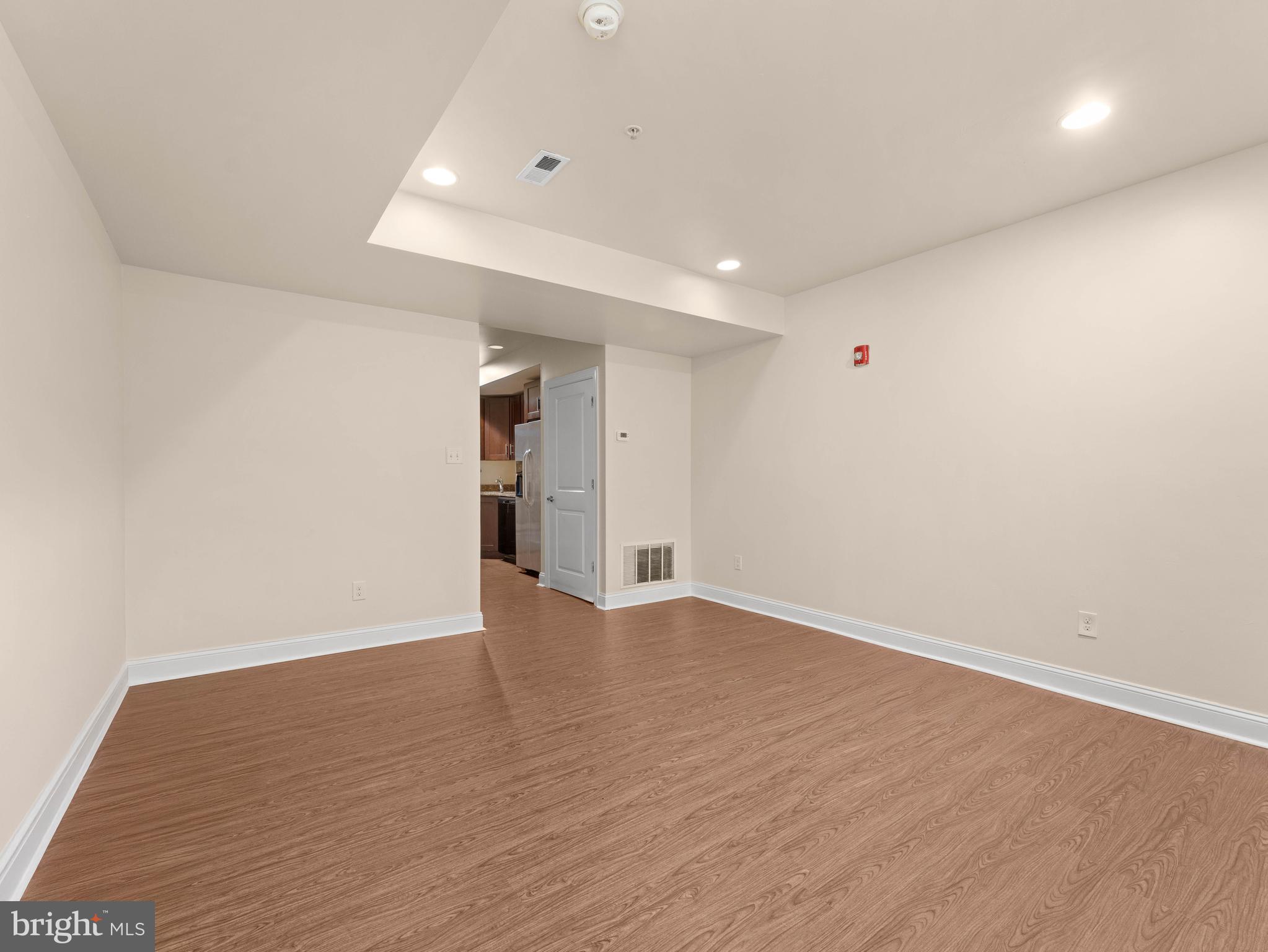 NORTH CENTRAL - Residential Lease