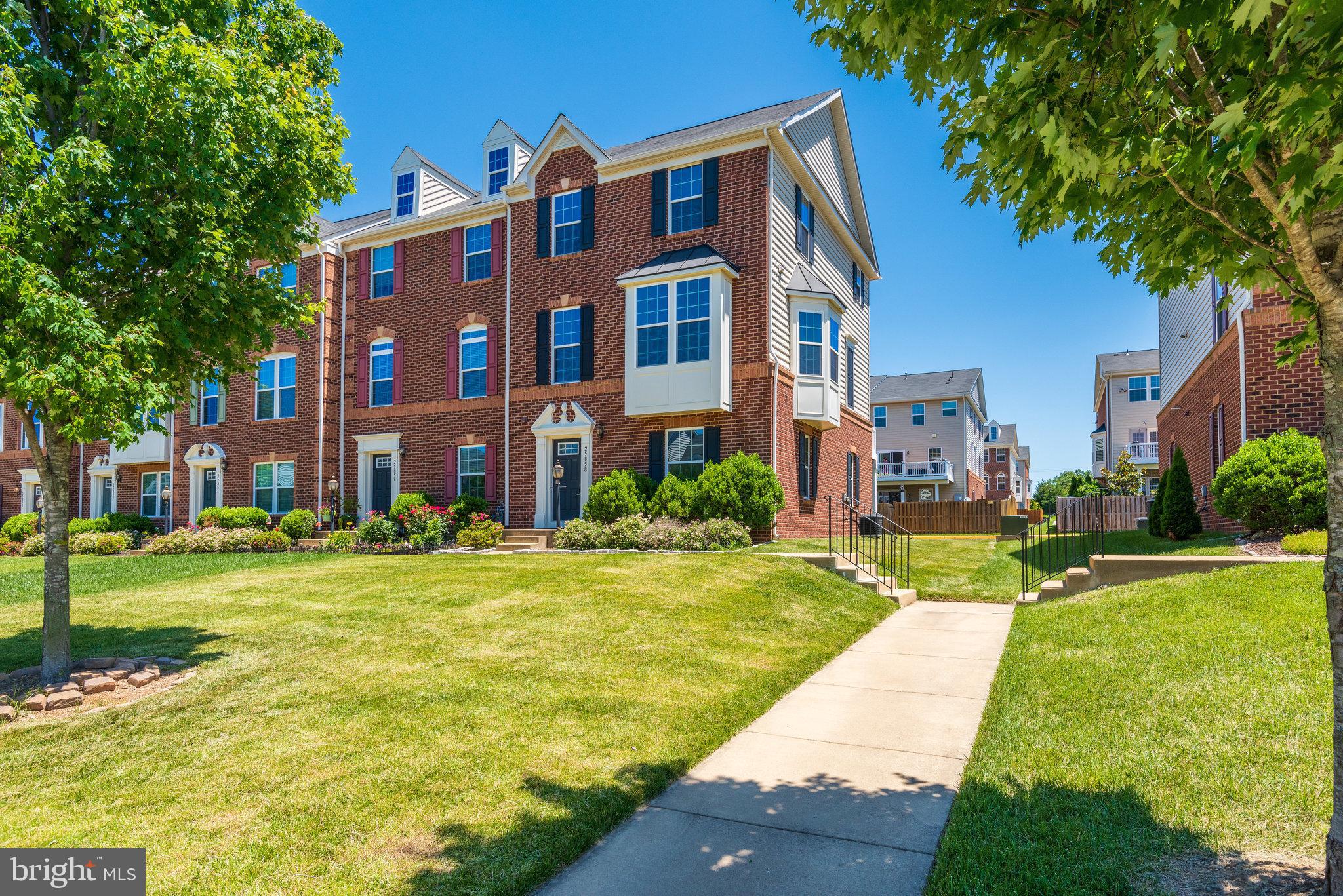 SEVEN HILLS - Residential