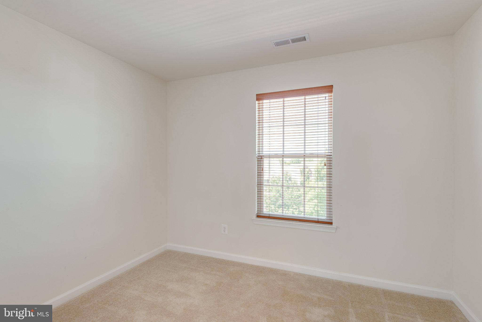 SEVEN HILLS - Residential