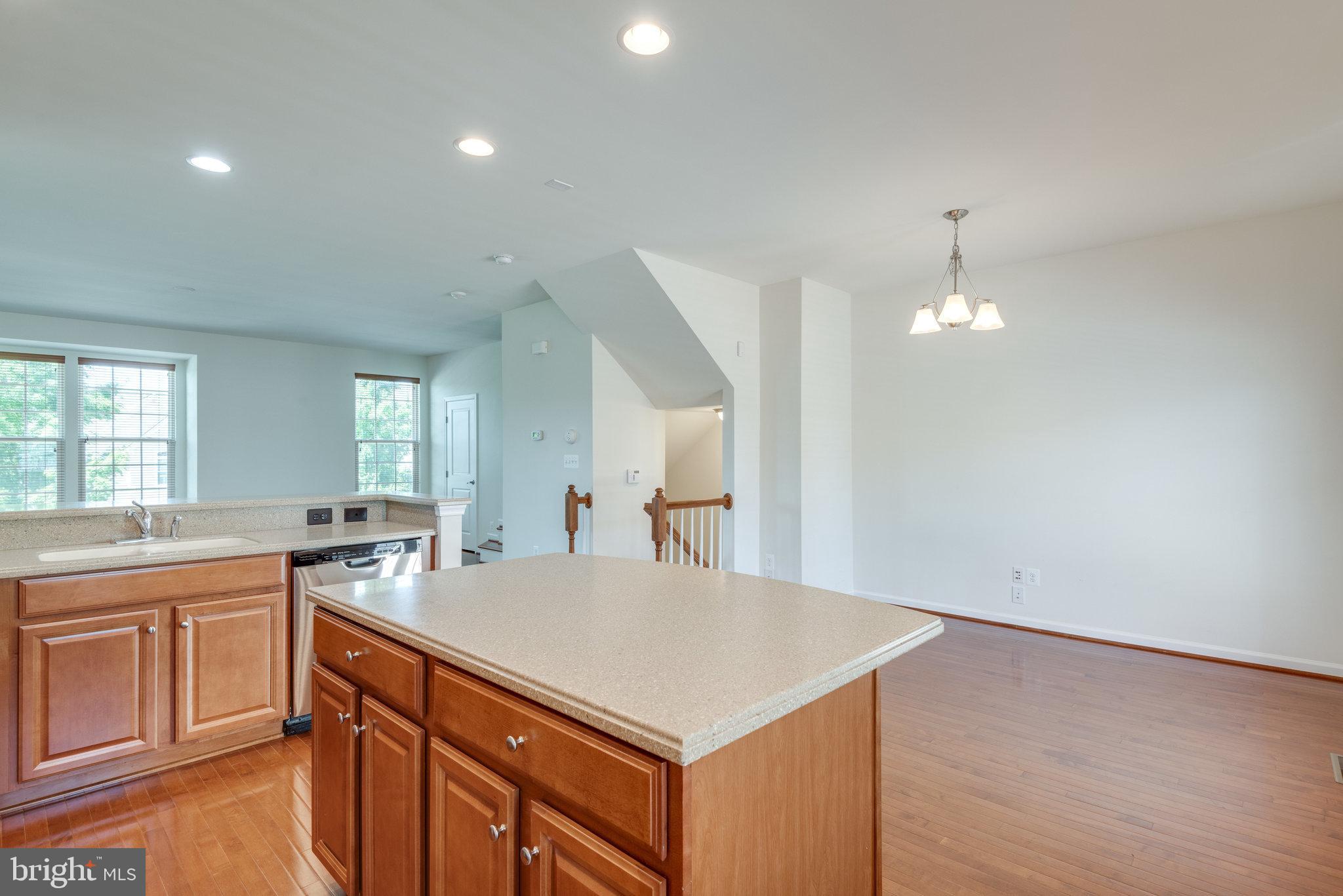 SEVEN HILLS - Residential