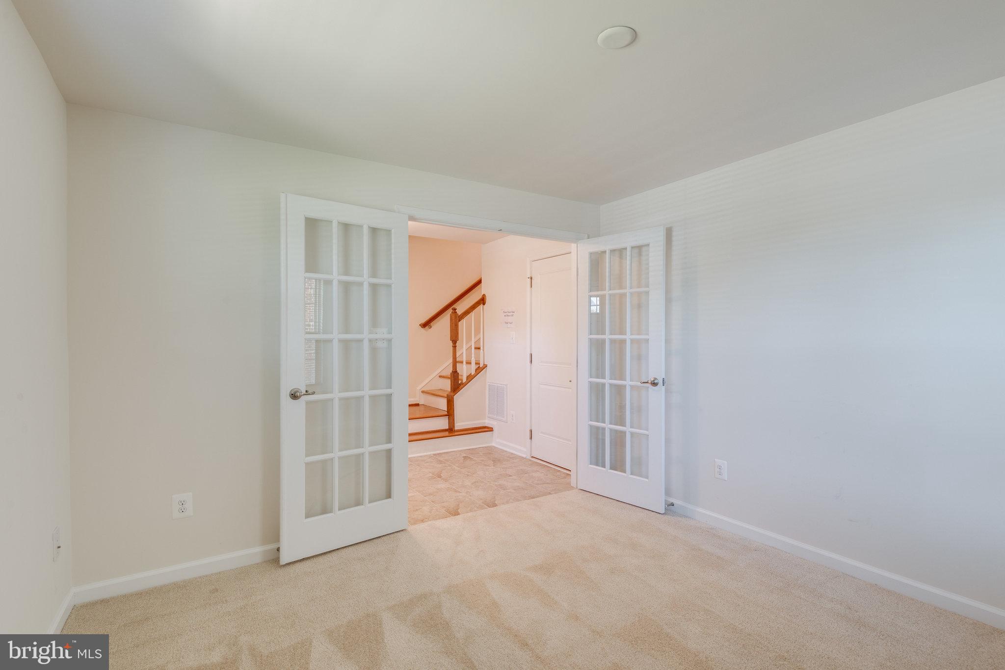 SEVEN HILLS - Residential