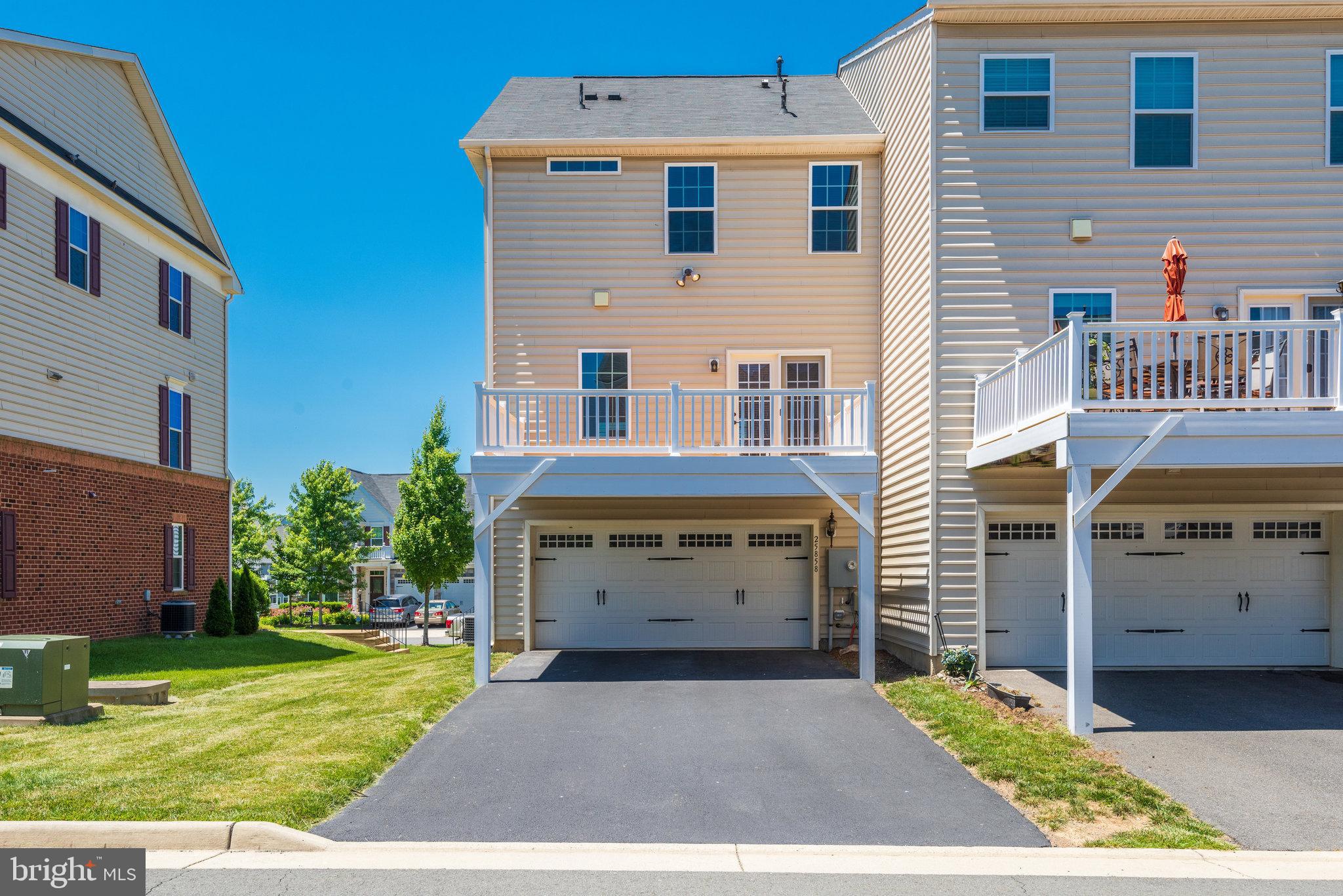 SEVEN HILLS - Residential