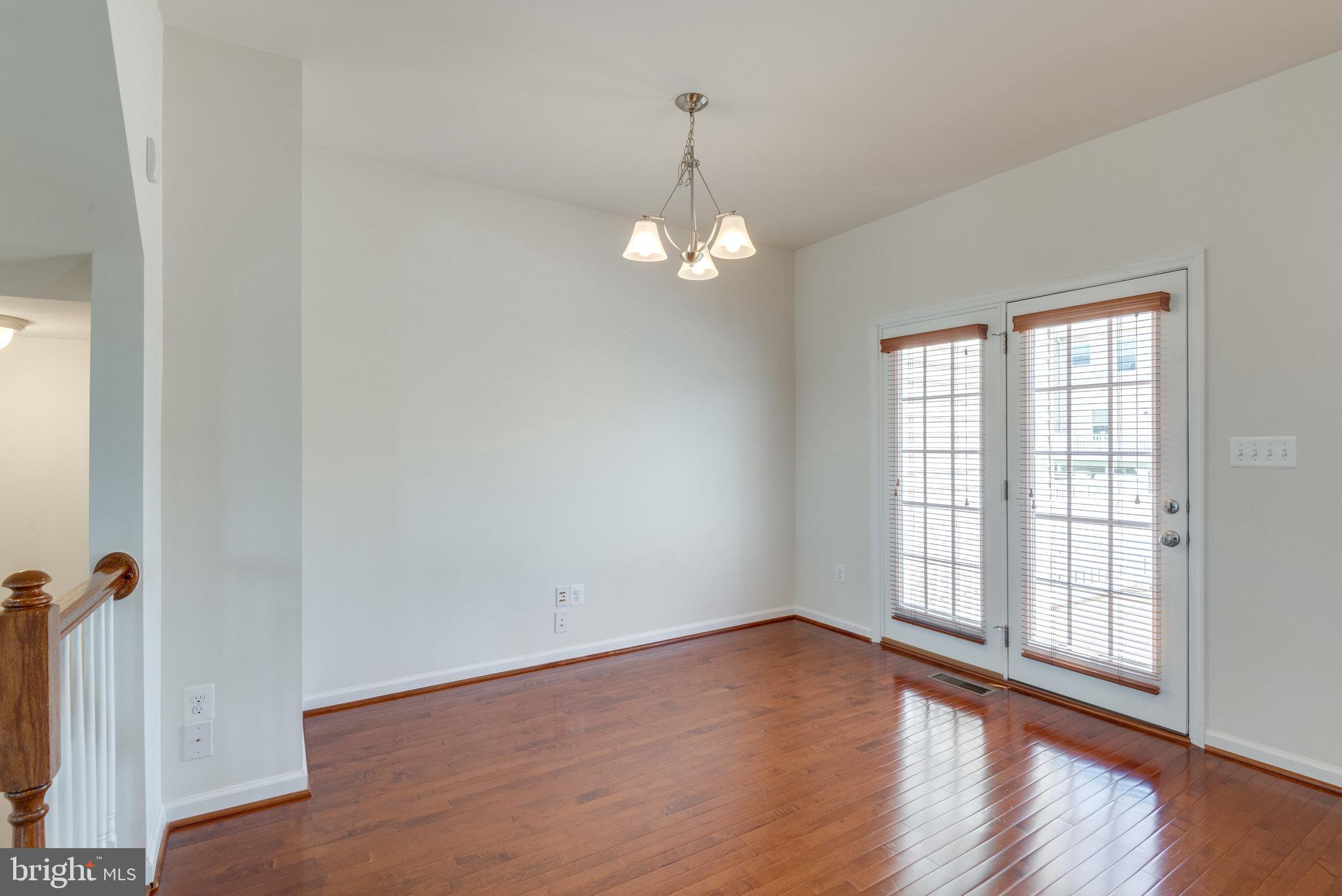 SEVEN HILLS - Residential