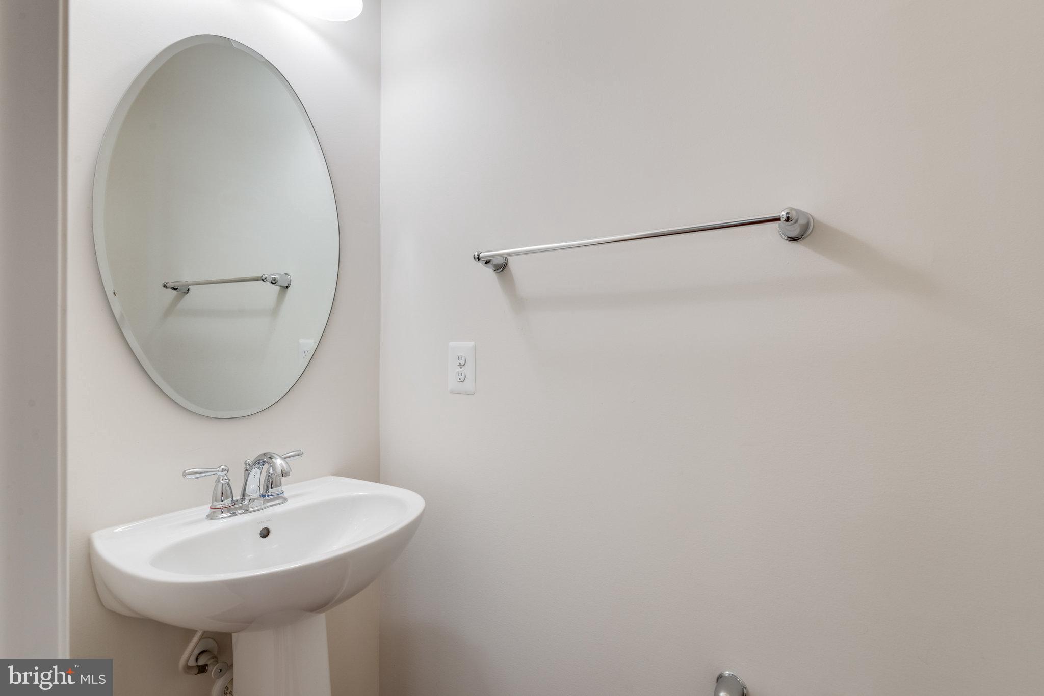 SEVEN HILLS - Residential