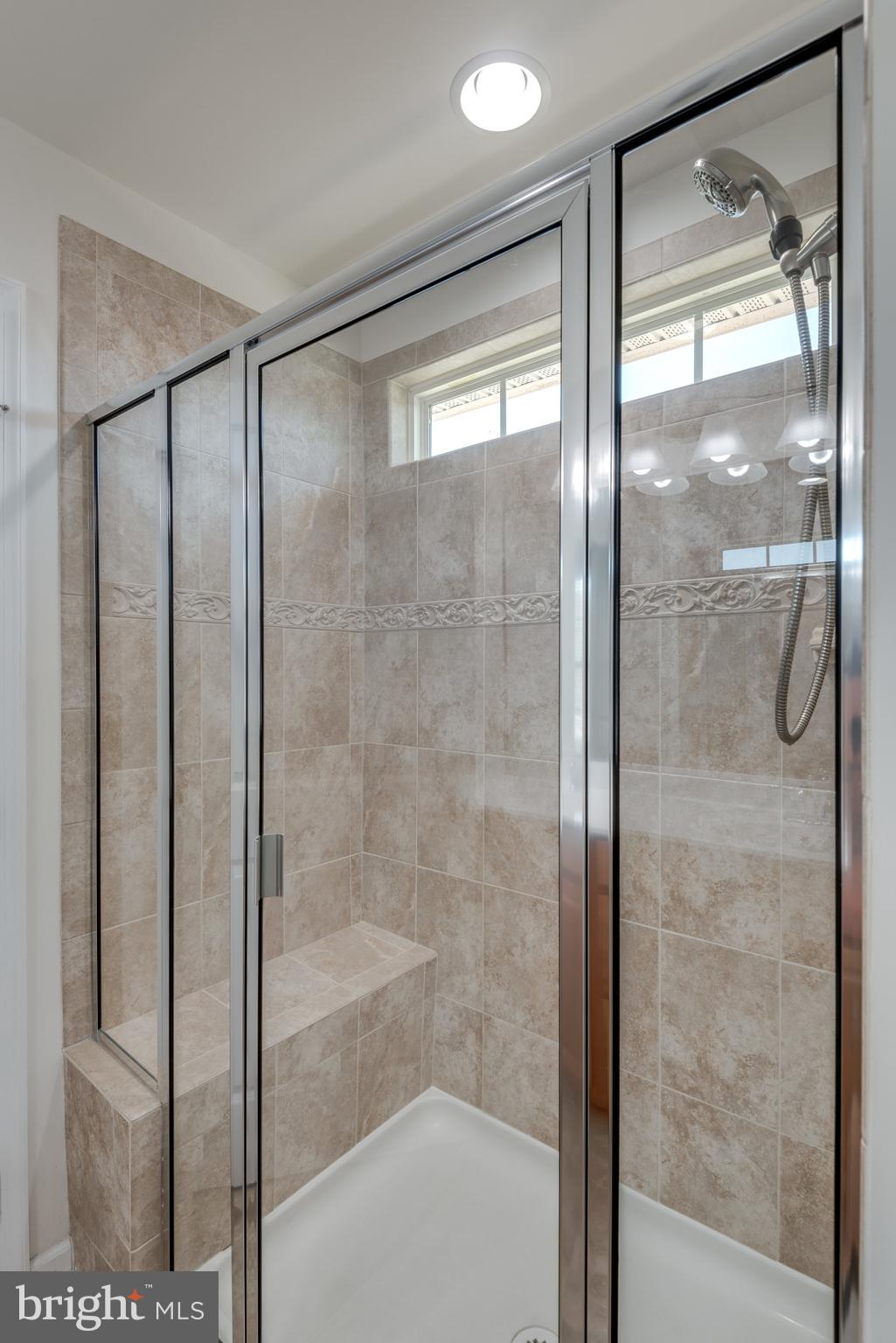 SEVEN HILLS - Residential