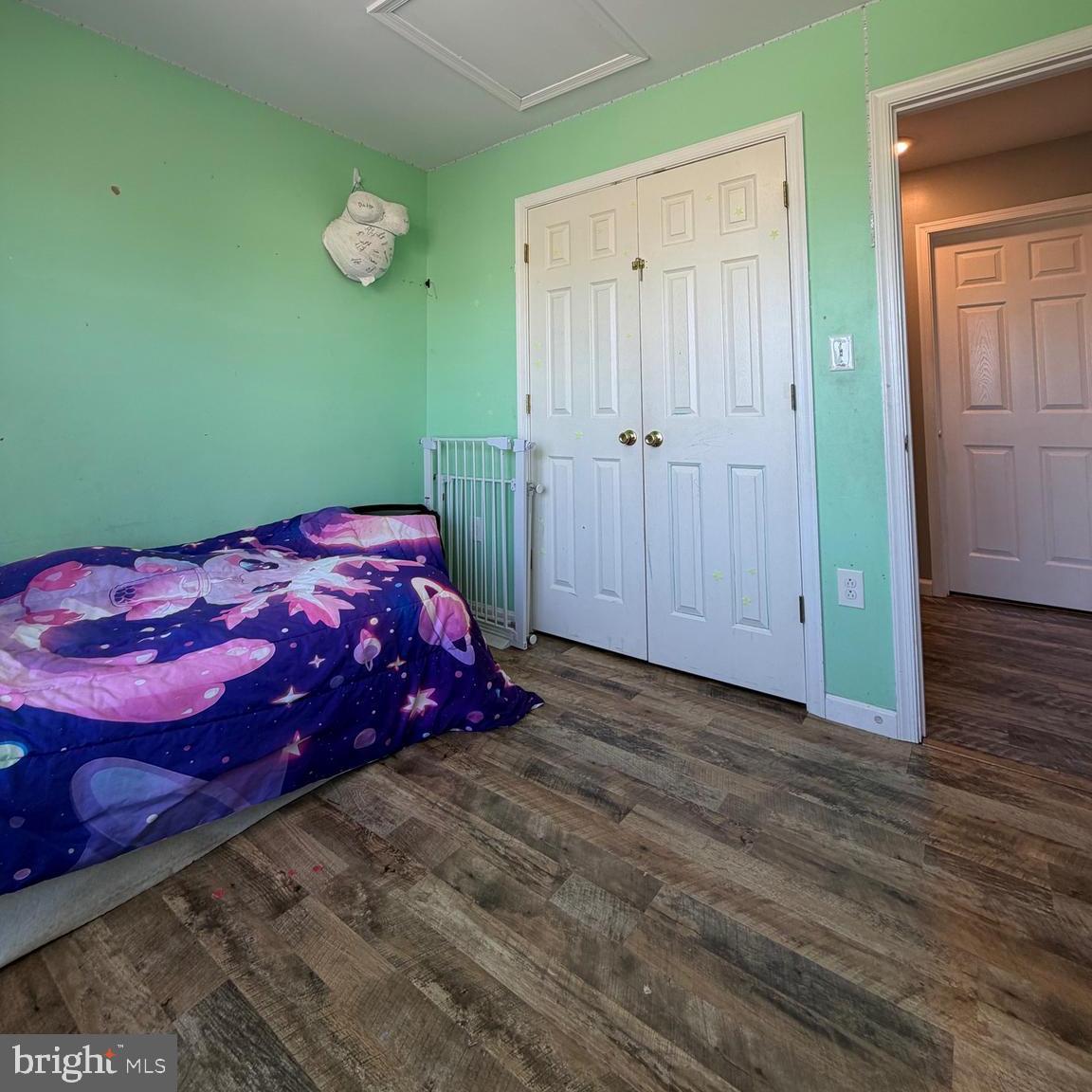 SPRINGFIELD VILLAGE - Residential