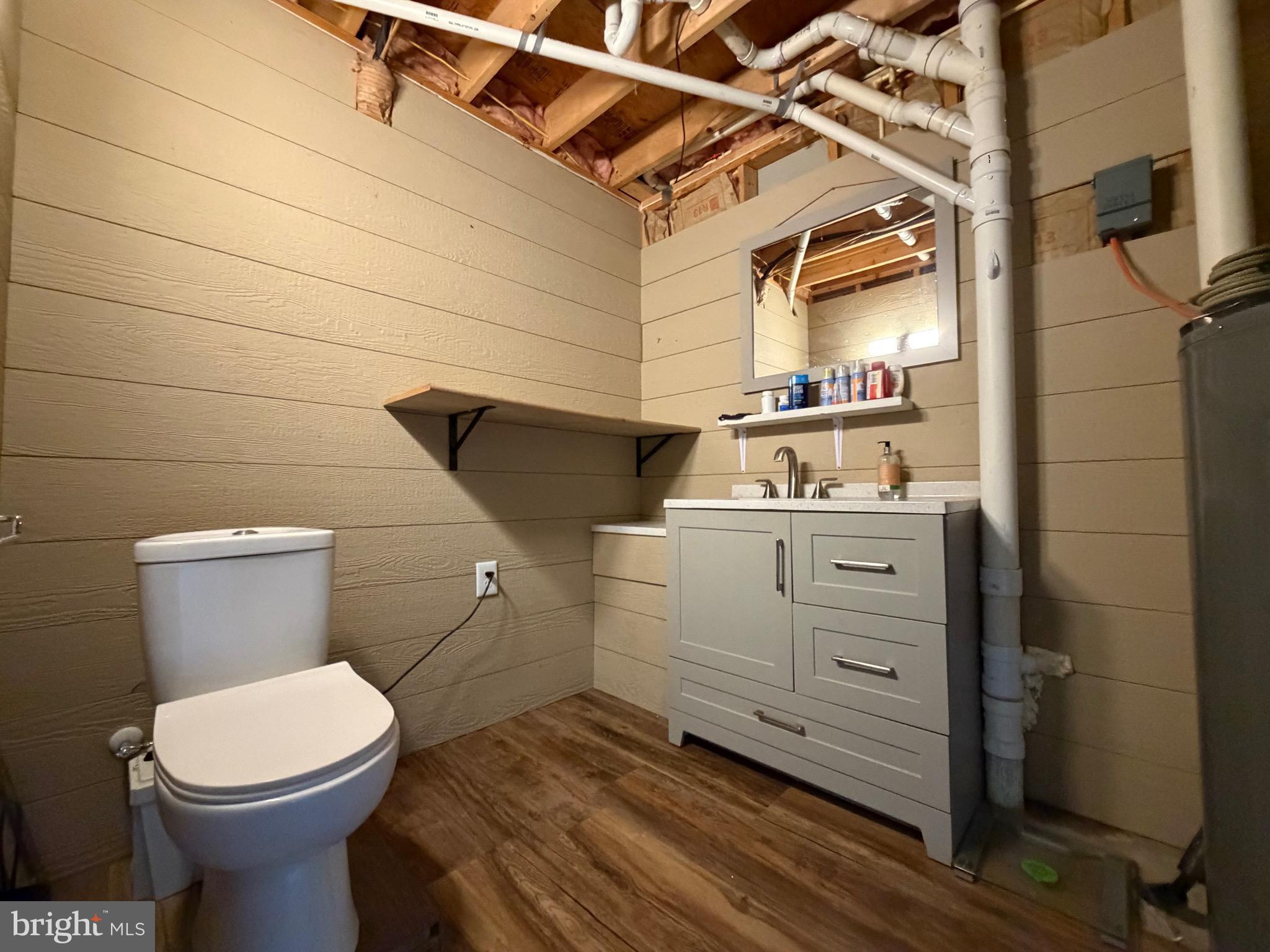 SPRINGFIELD VILLAGE - Residential