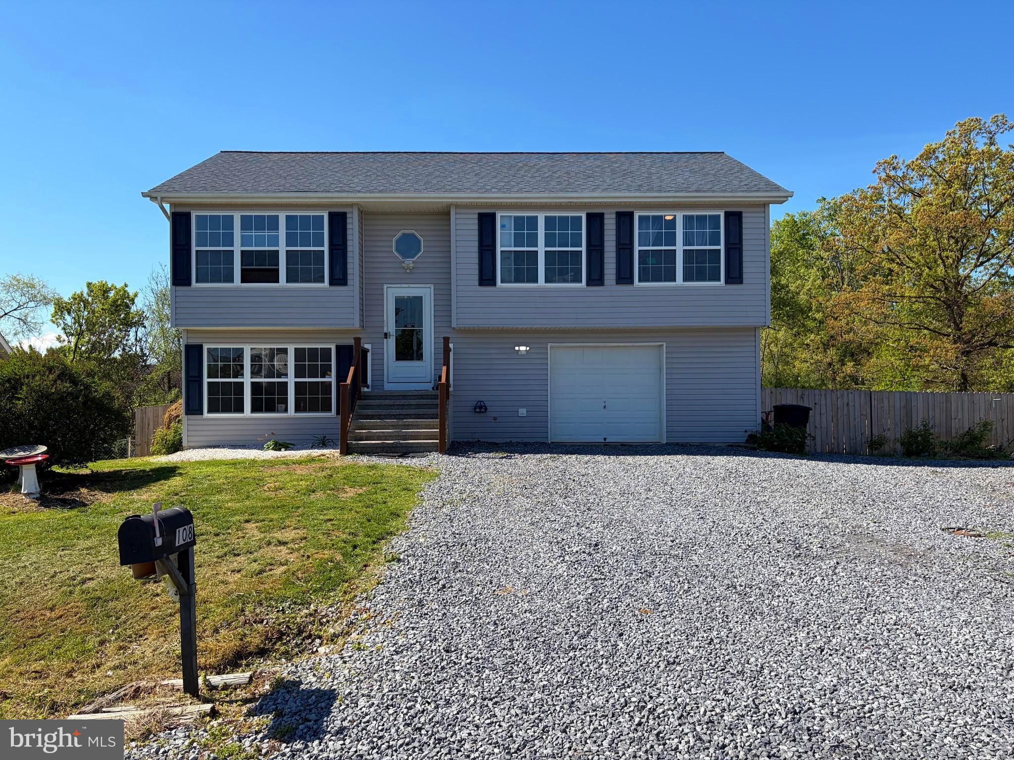 SPRINGFIELD VILLAGE - Residential