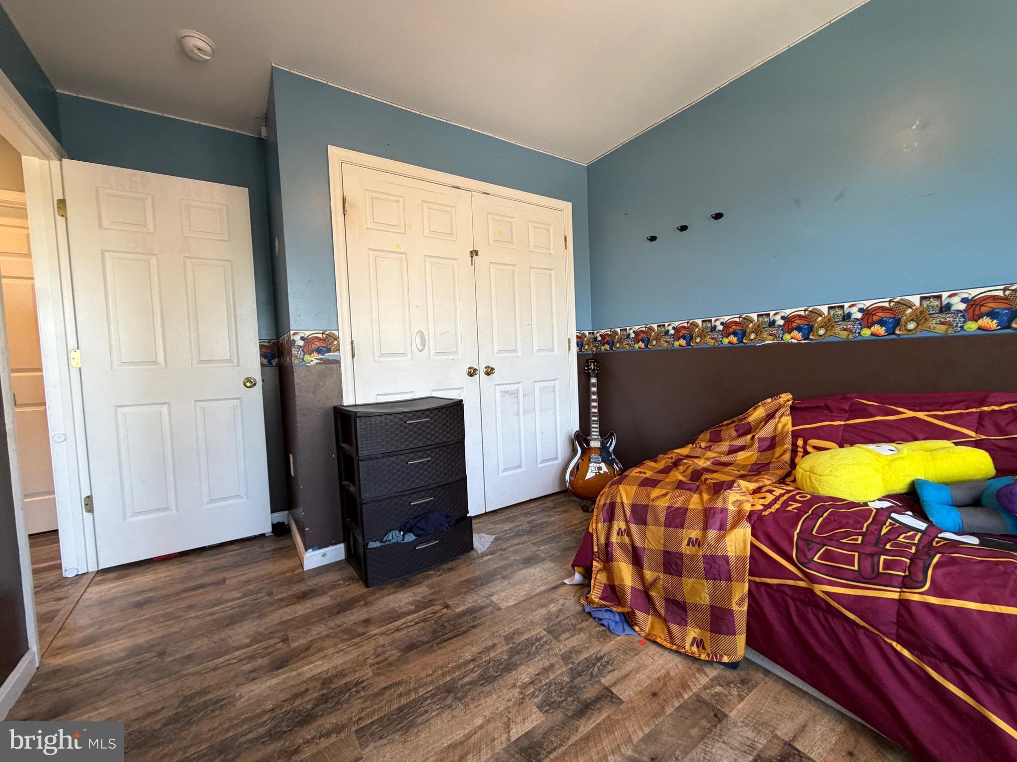 SPRINGFIELD VILLAGE - Residential