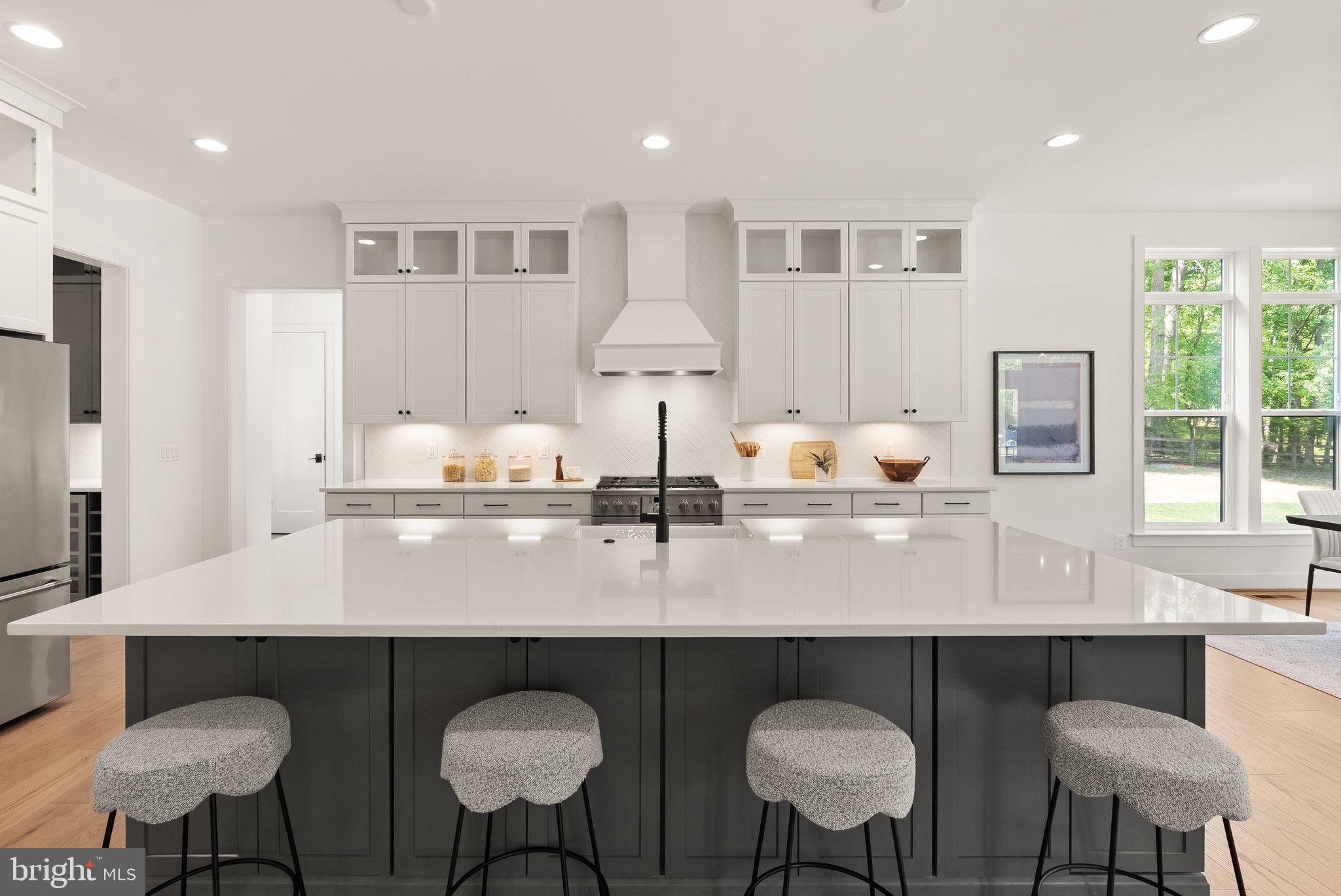 STRATTON WOODS - Residential