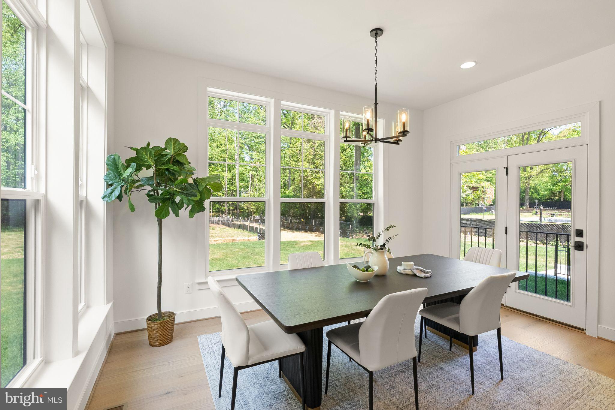 STRATTON WOODS - Residential