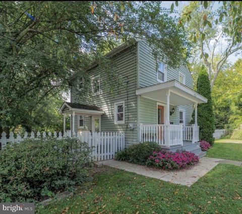 Photo of 422 Ford Street, ABERDEEN, MD 21001 (MLS # MDHR2053216)