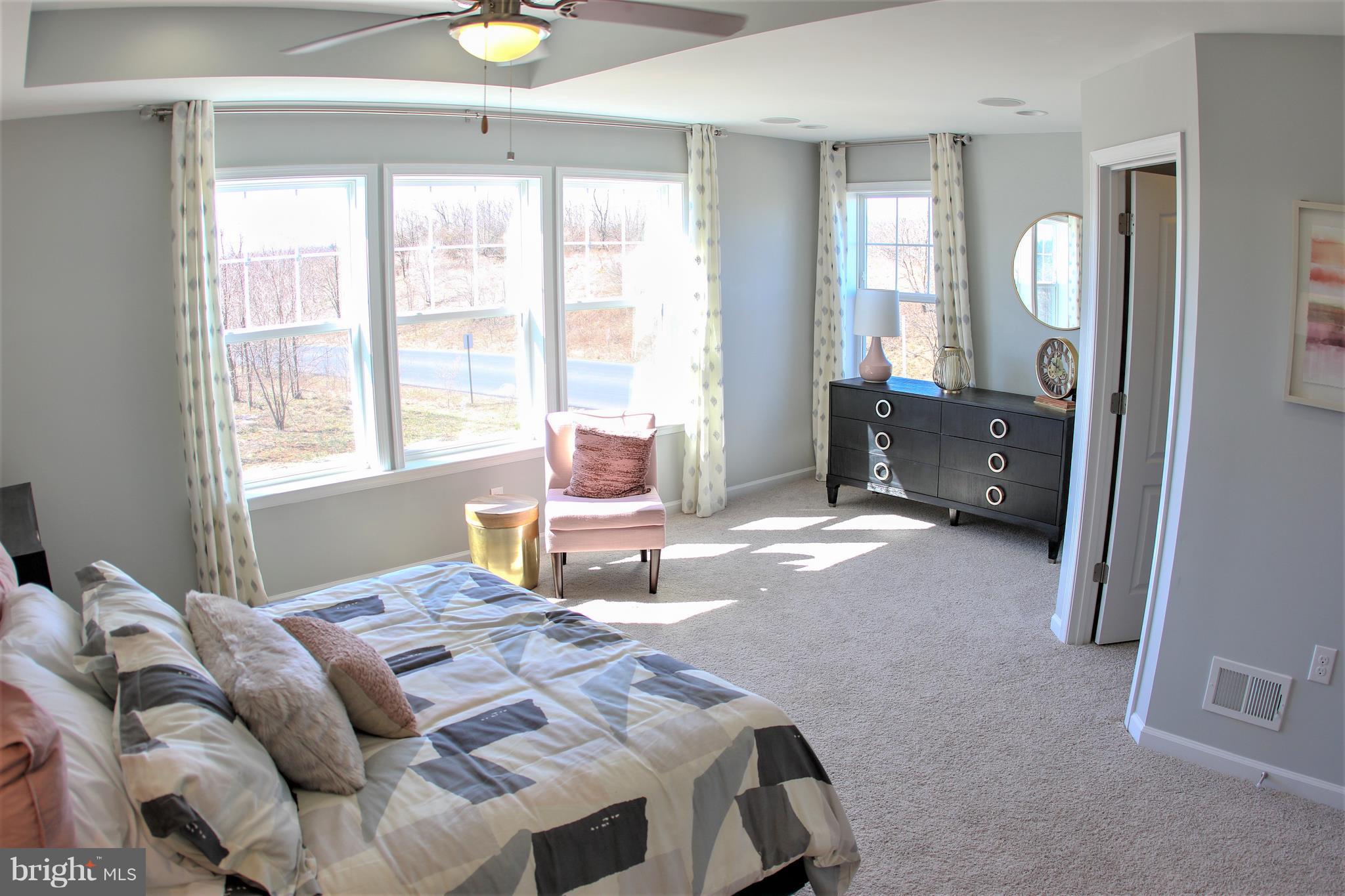 MCCAULEY CROSSING - Residential