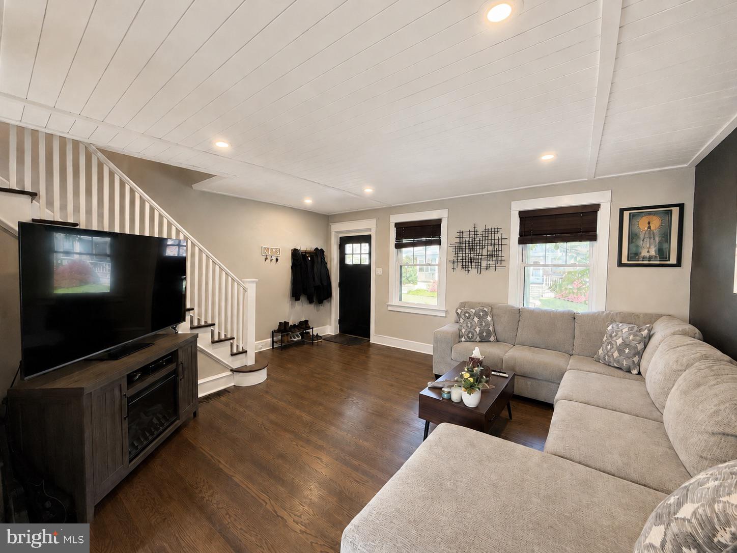 115 DILL AVENUE