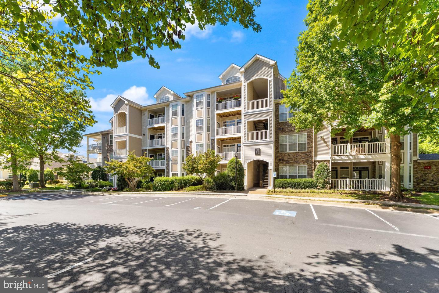 502 SUNSET VIEW TERRACE SE 104