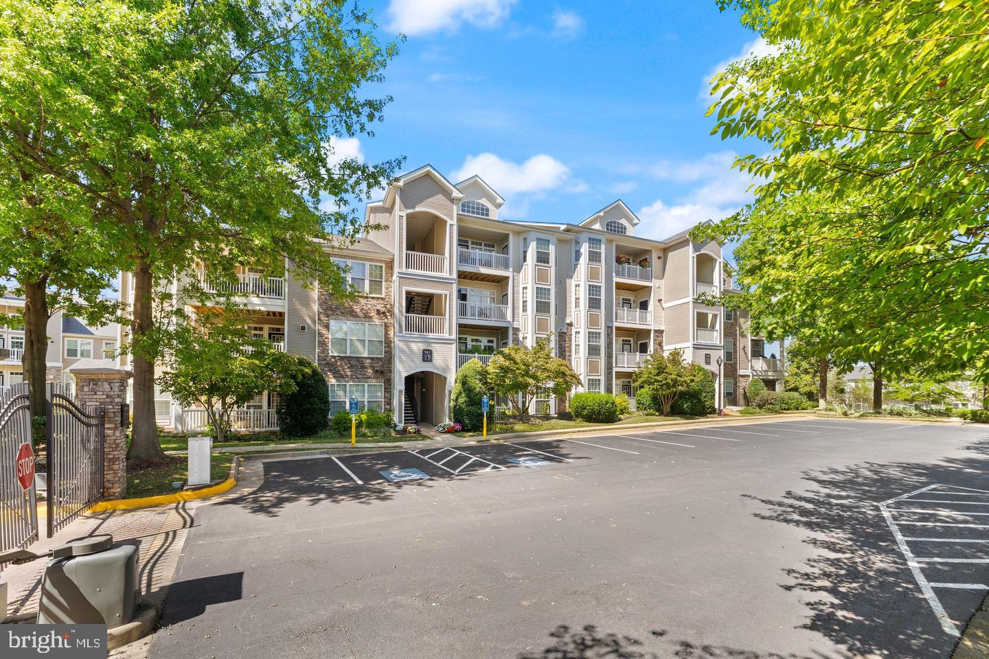 502 SUNSET VIEW TERRACE SE 104