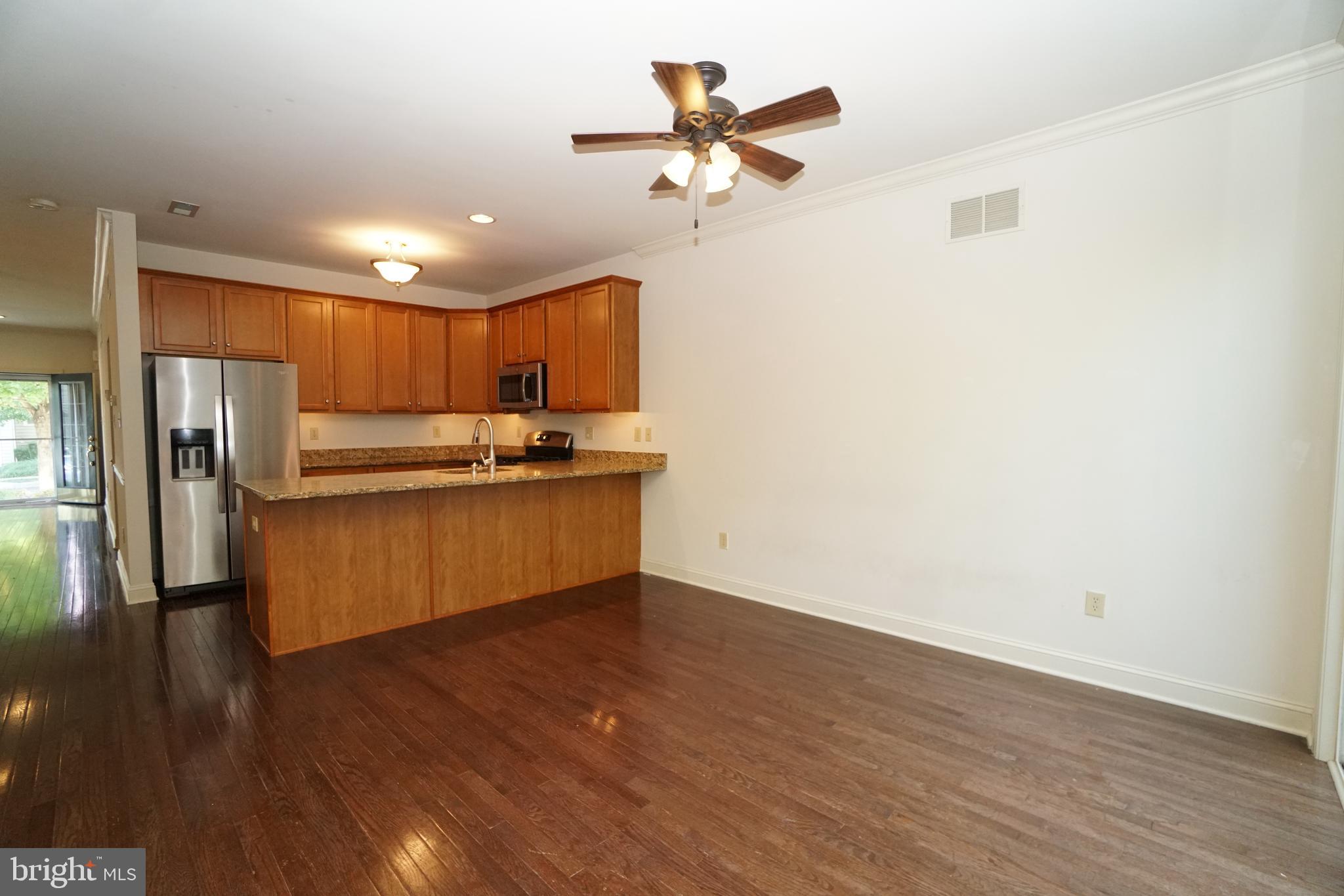 OXFORD LANE - Residential Lease