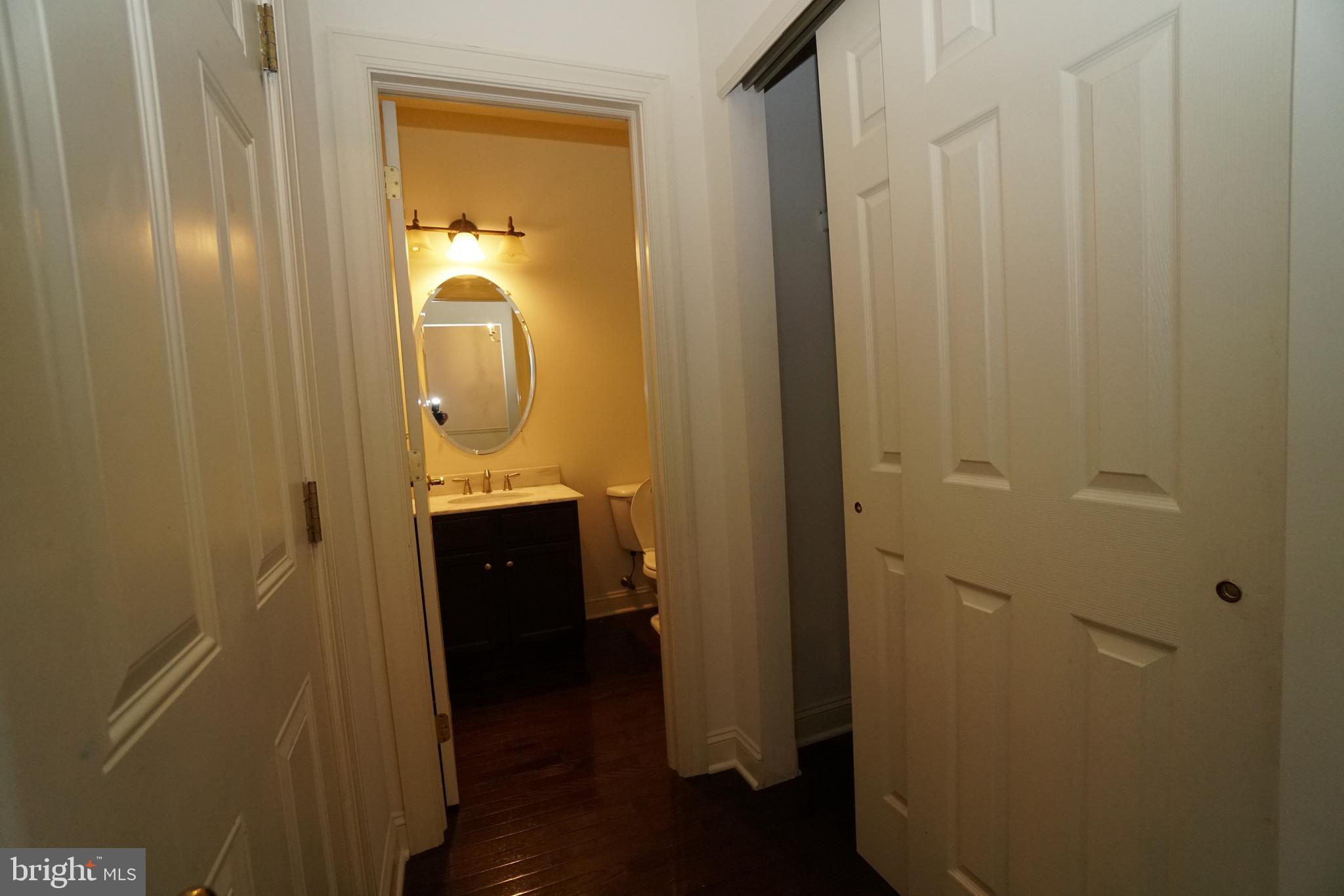 OXFORD LANE - Residential Lease