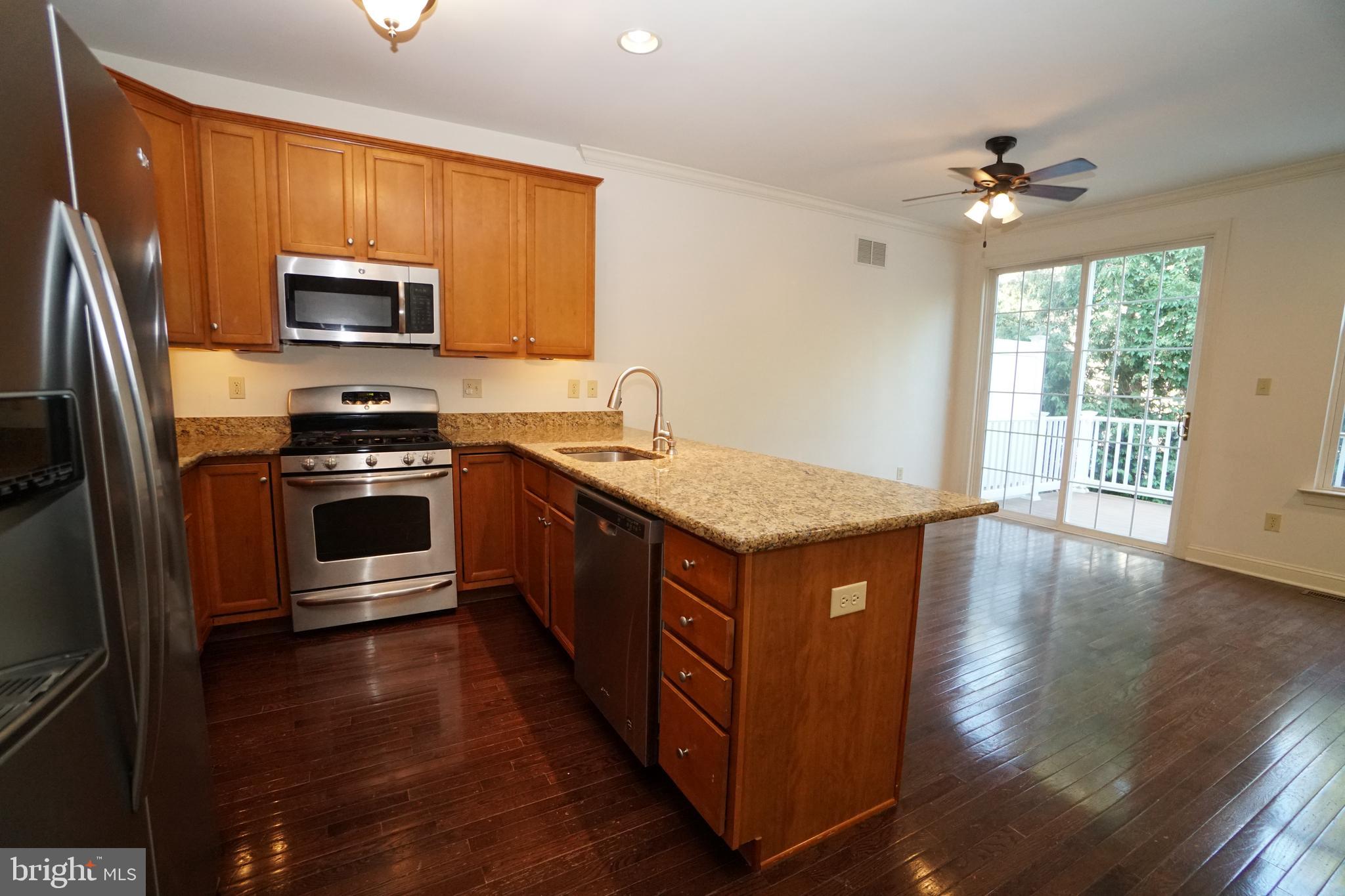 OXFORD LANE - Residential Lease