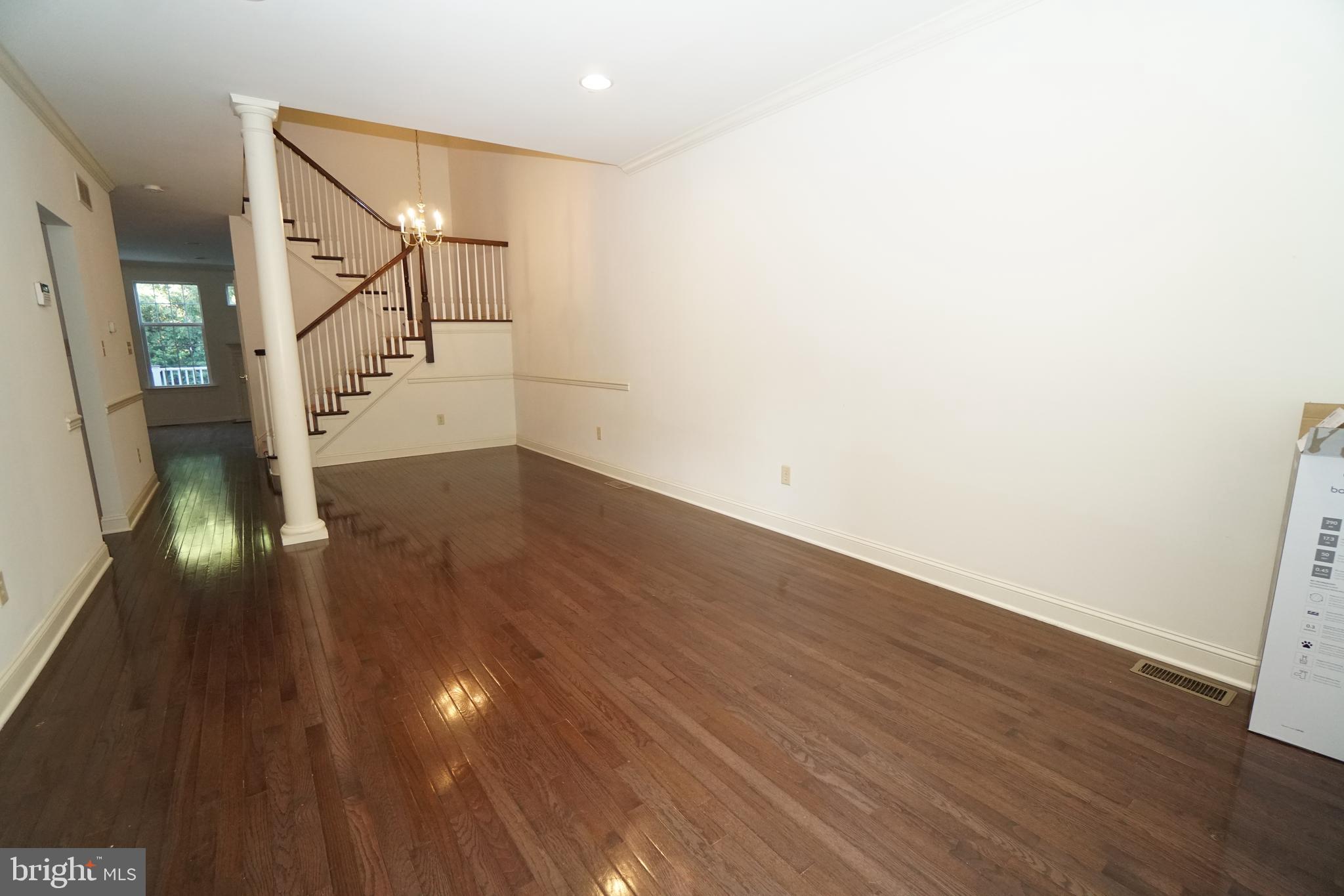 OXFORD LANE - Residential Lease