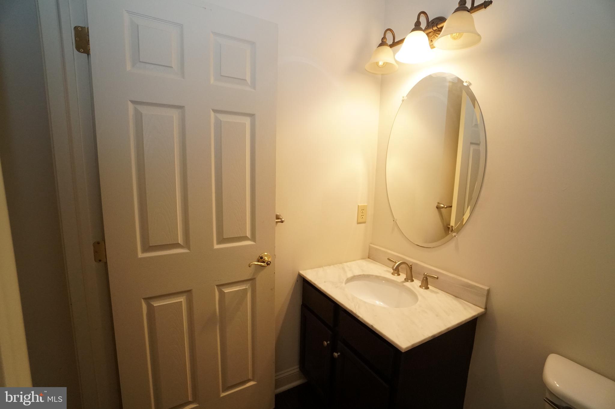 OXFORD LANE - Residential Lease