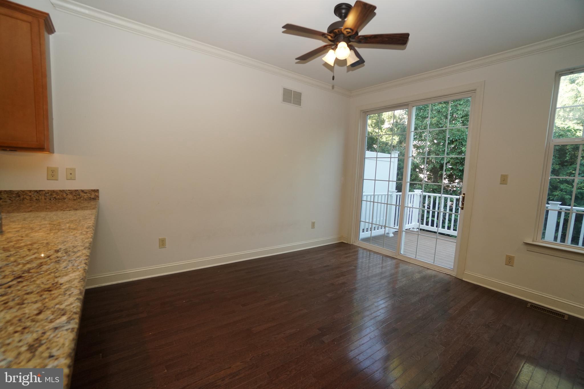 OXFORD LANE - Residential Lease