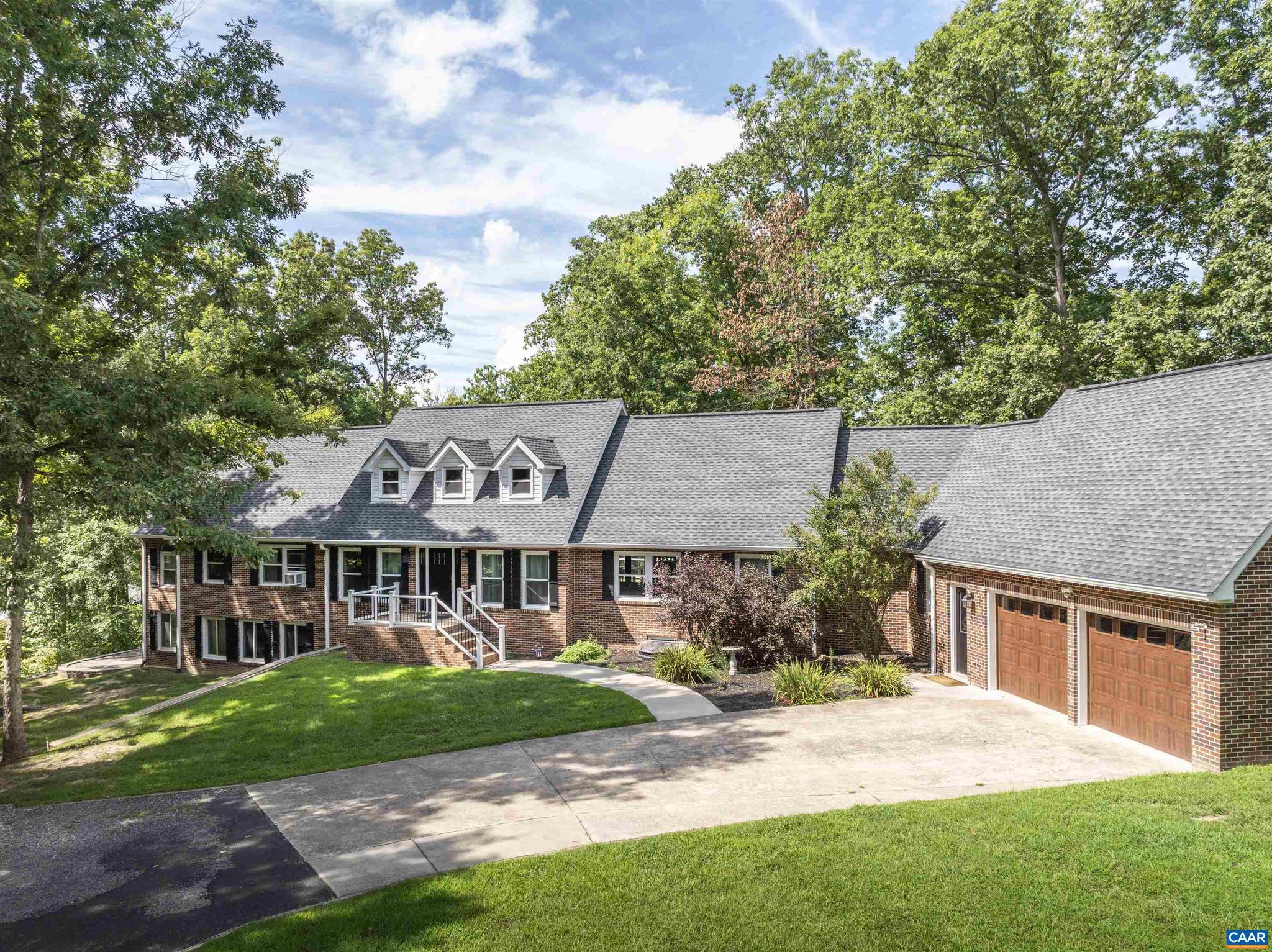 6406 CARTER LN