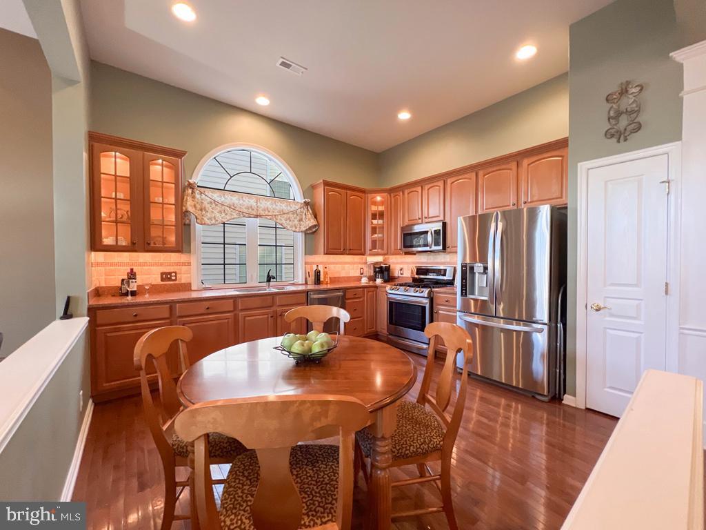 TRADITIONS AT WASH - Residential