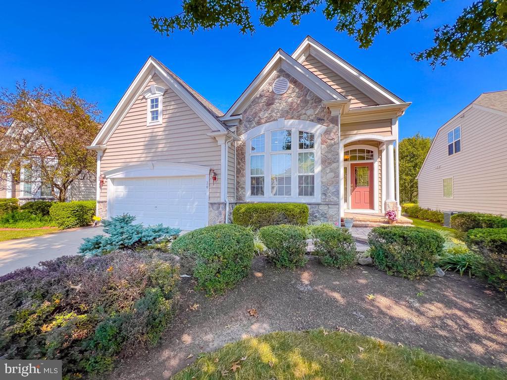 TRADITIONS AT WASH - Residential