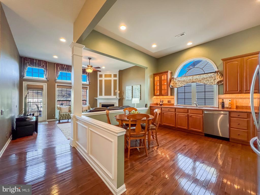 TRADITIONS AT WASH - Residential