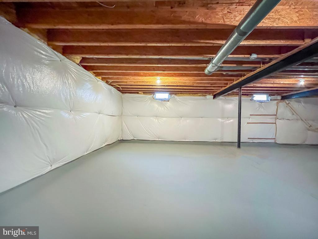 TRADITIONS AT WASH - Residential