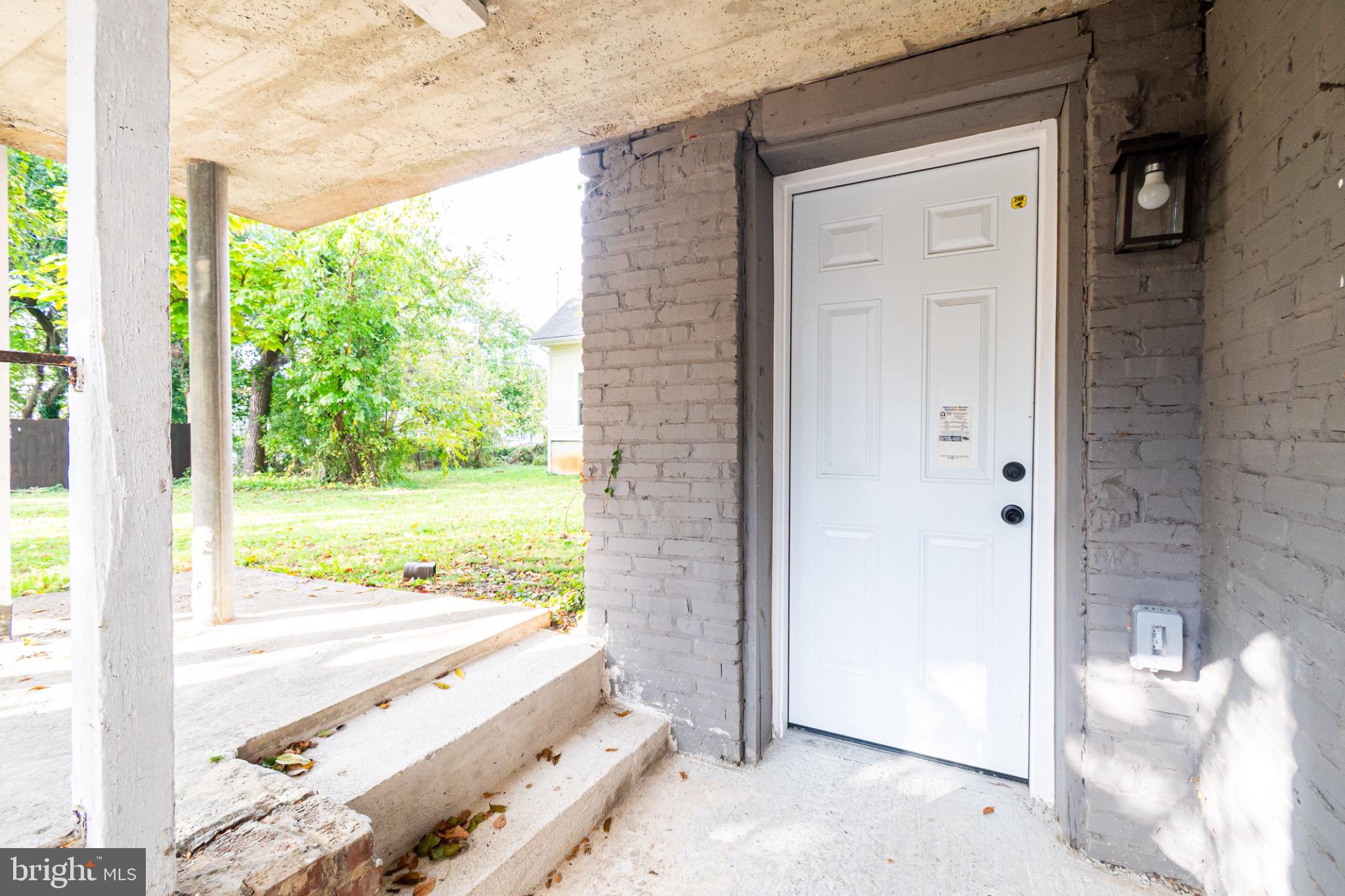 2919 WOODLAND AVENUE BASEMENT