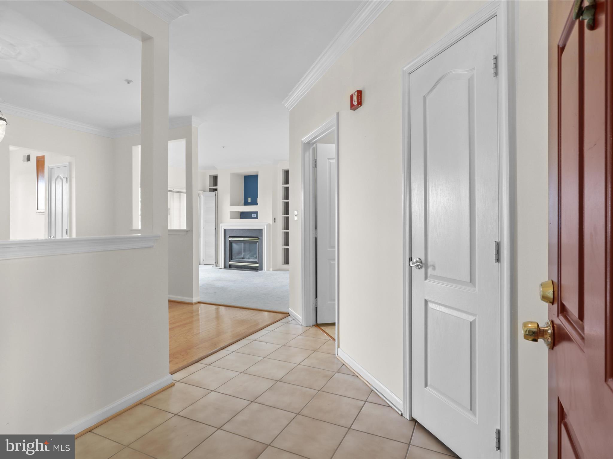 ASHBERRY - Residential Lease