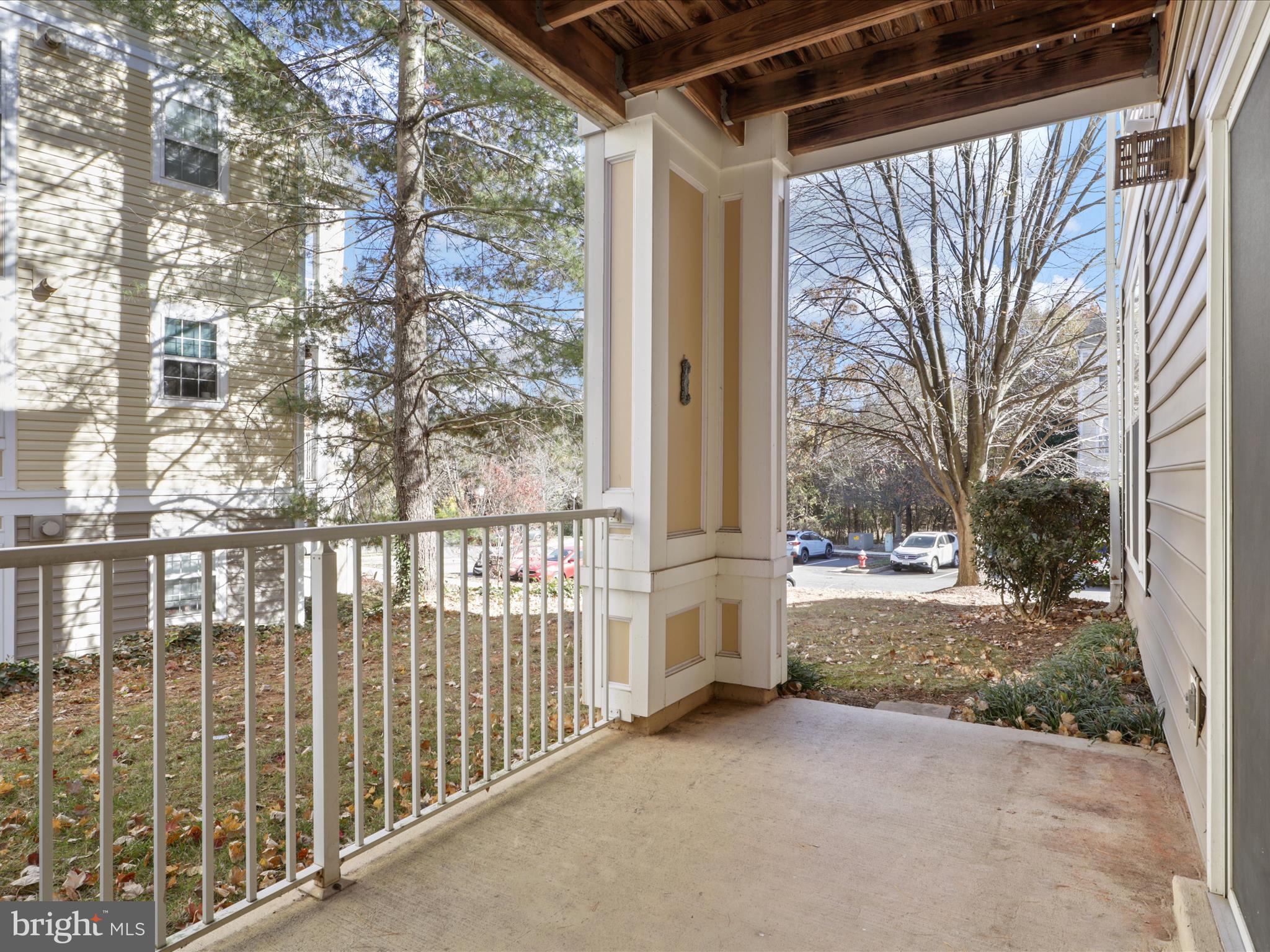 ASHBERRY - Residential Lease