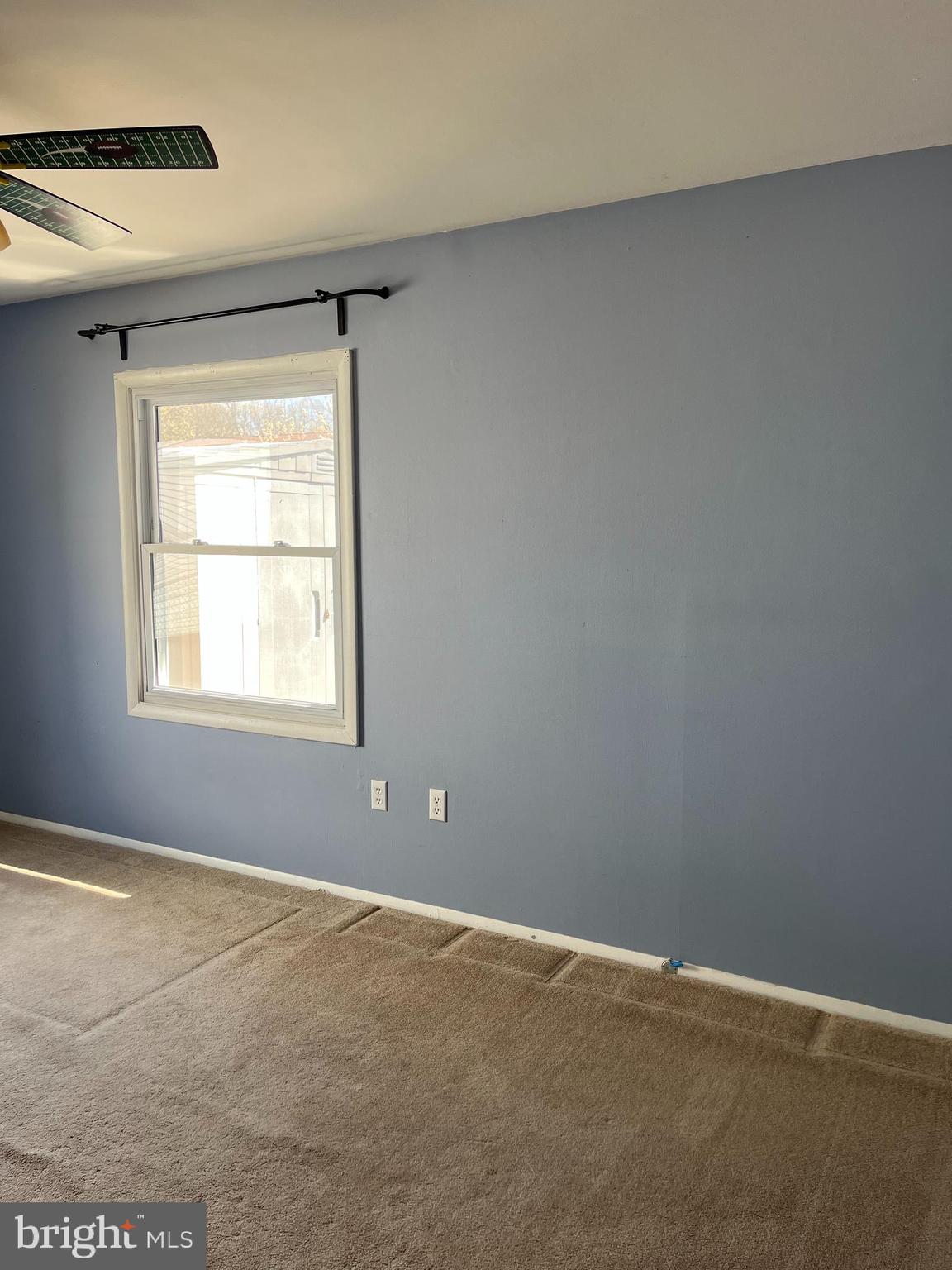 FOUR SEASONS ESTATES - Residential