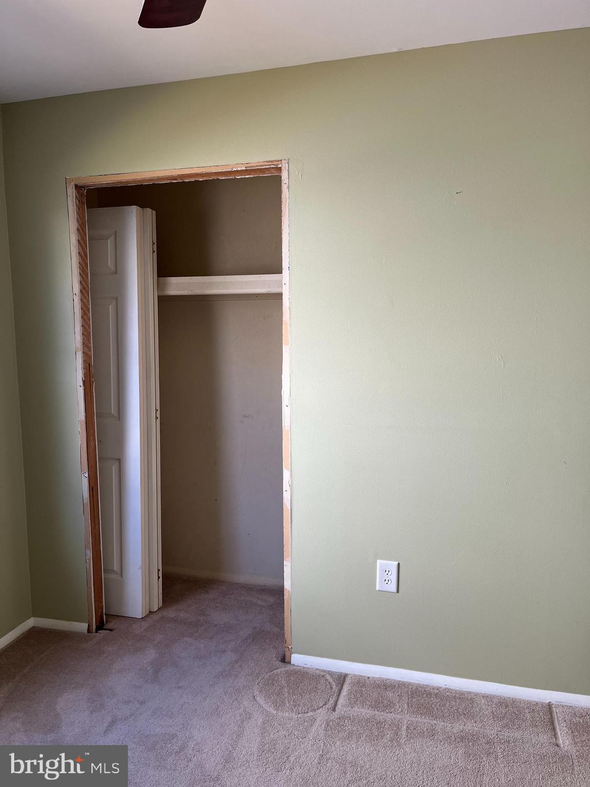 FOUR SEASONS ESTATES - Residential