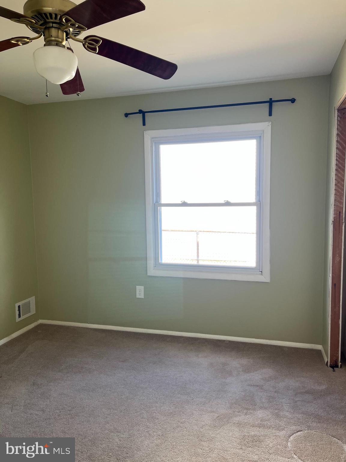 FOUR SEASONS ESTATES - Residential