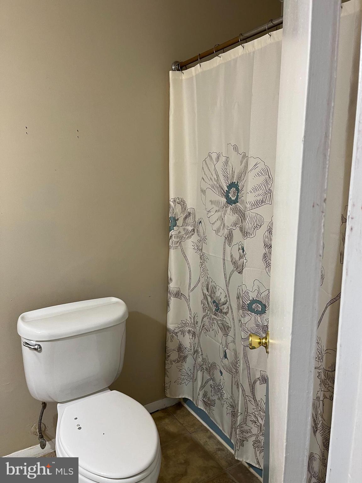 FOUR SEASONS ESTATES - Residential