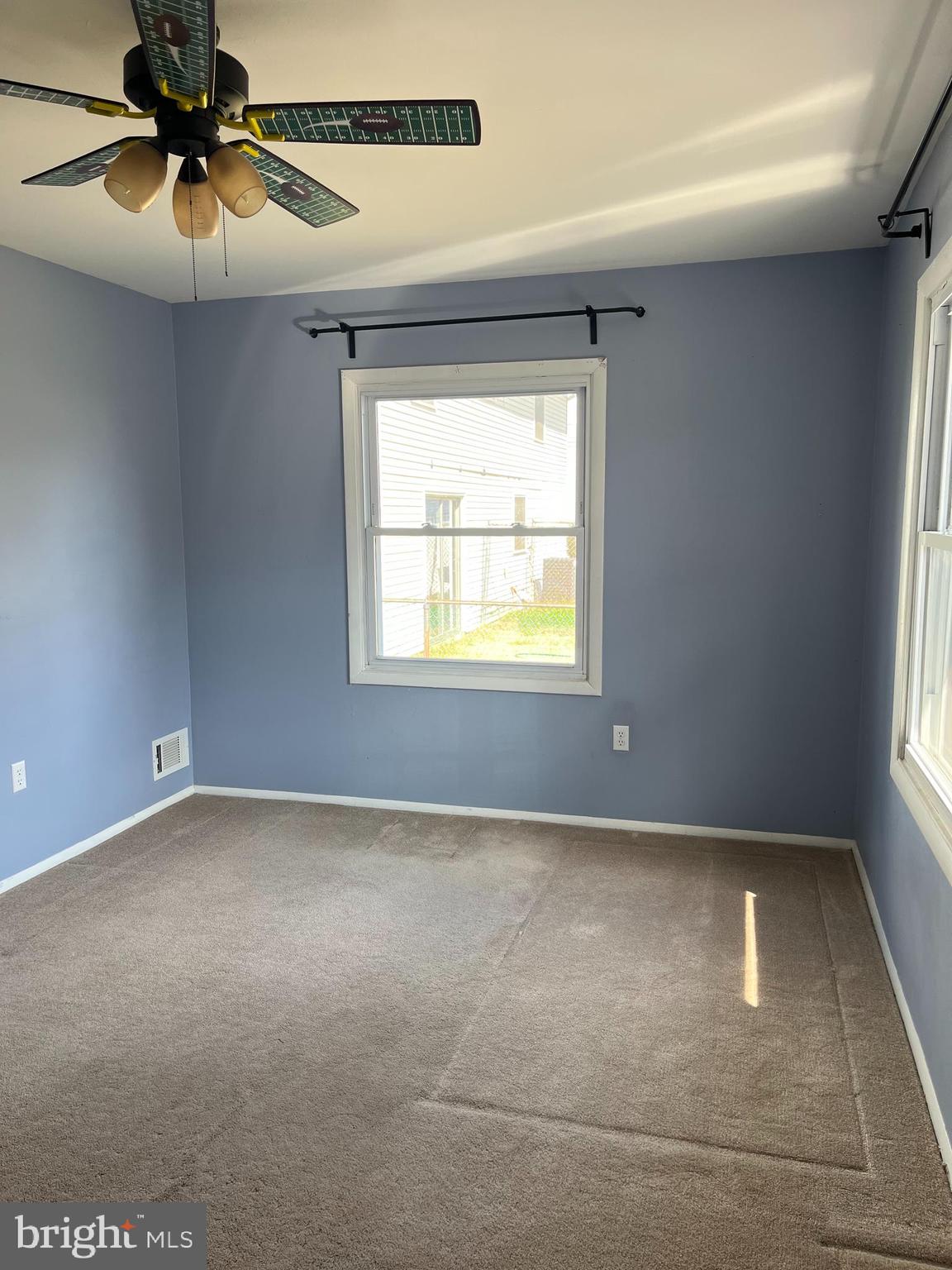 FOUR SEASONS ESTATES - Residential