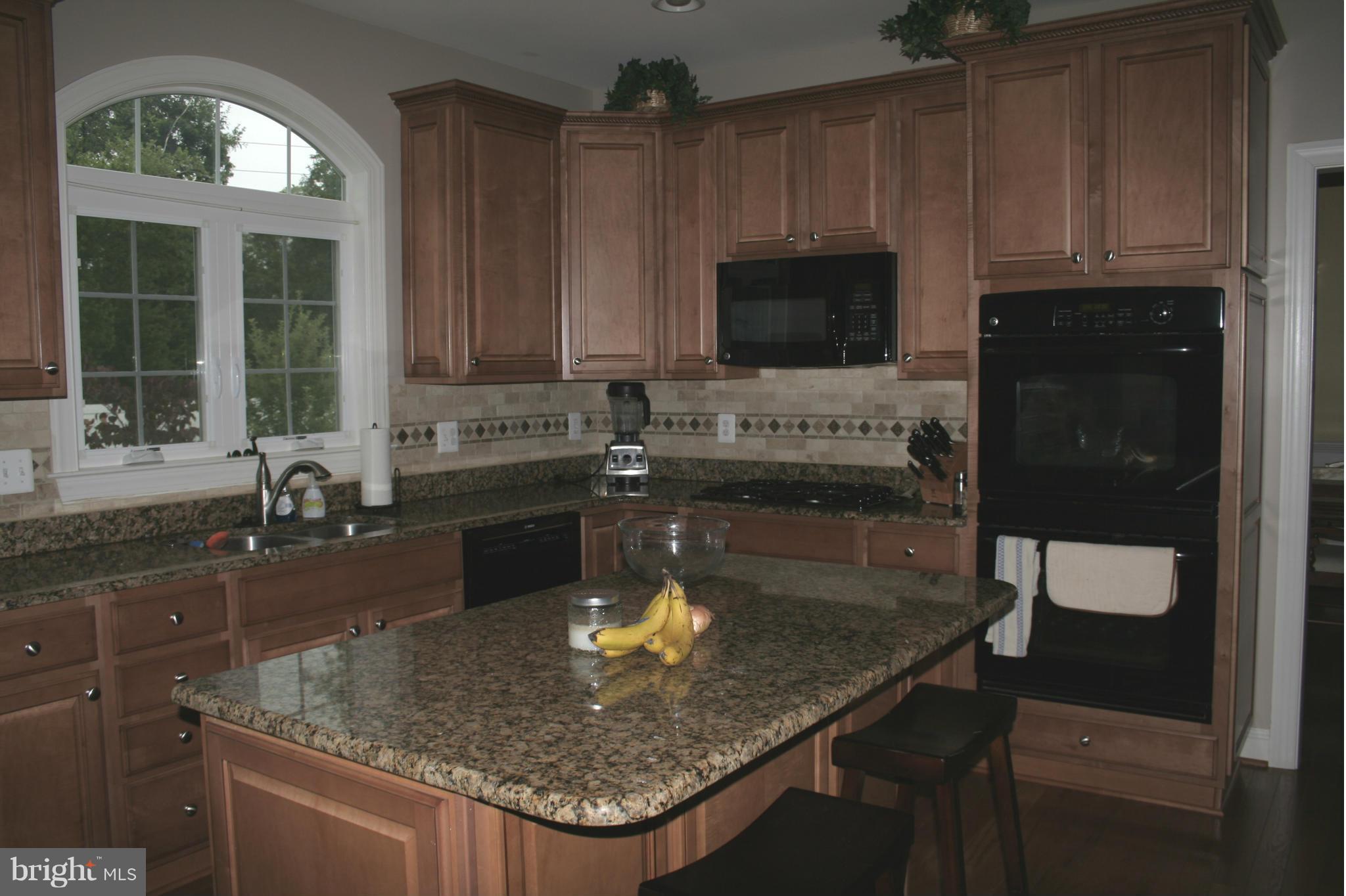 BROAD CREEK - Residential Lease