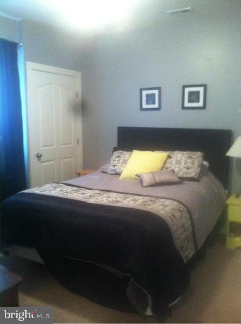 BROAD CREEK - Residential Lease