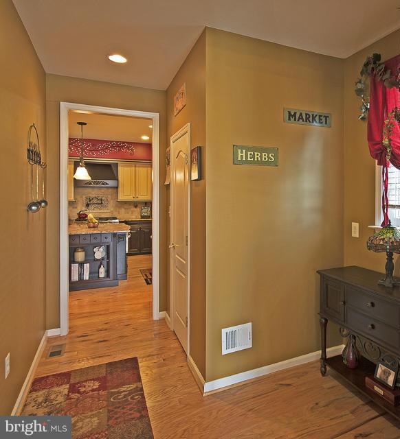 NEW BRISTOW VILLAGE - Residential