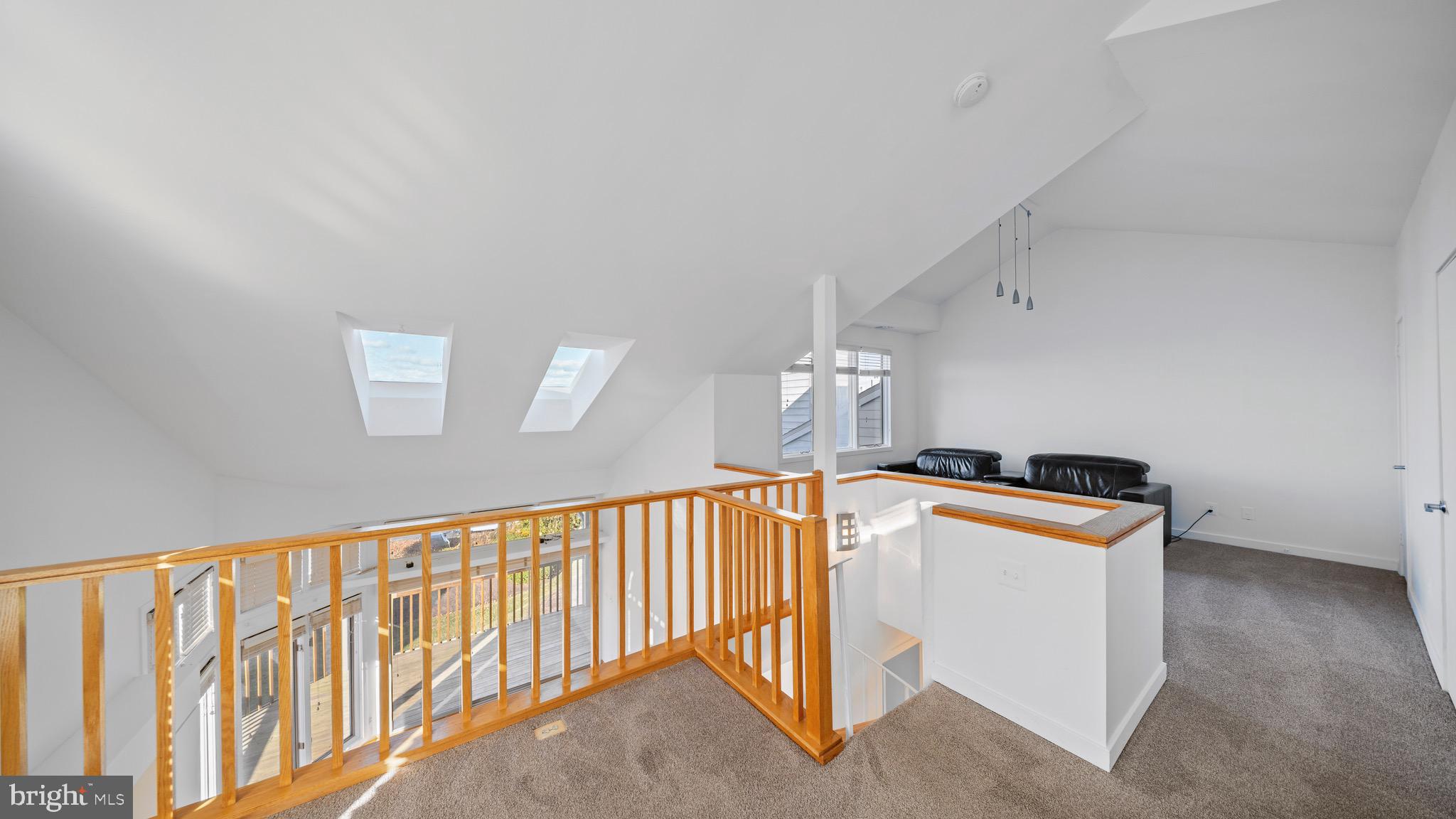 CHESAPEAKE HARBOUR - Residential